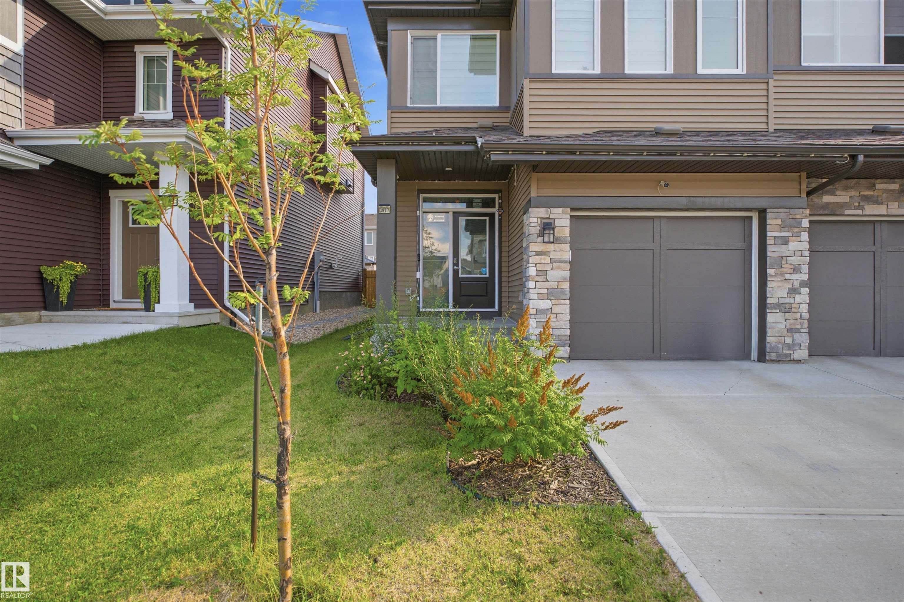 3877 CHRUSTAWKA Place, E4503980, Alberta,