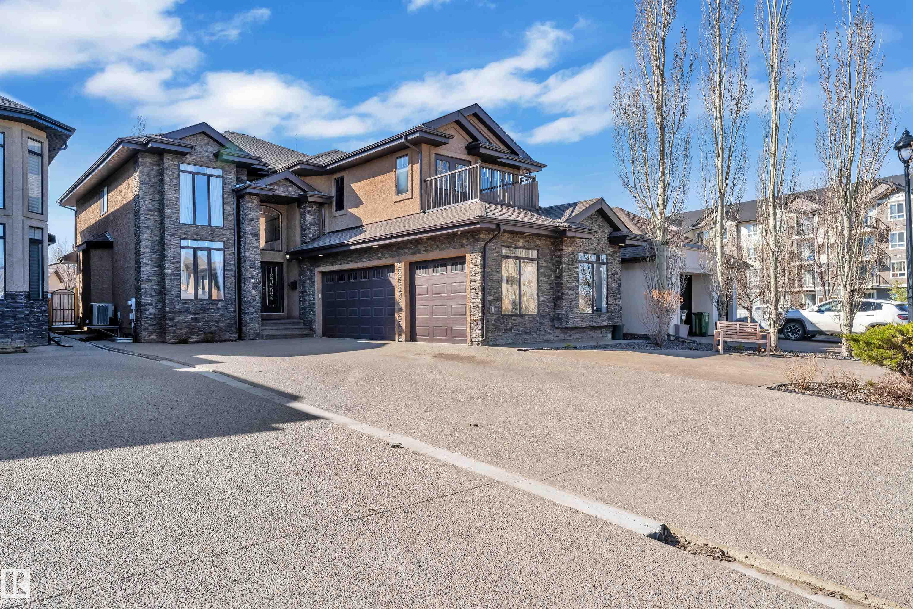 10915 175 Avenue, E4504013, Alberta,