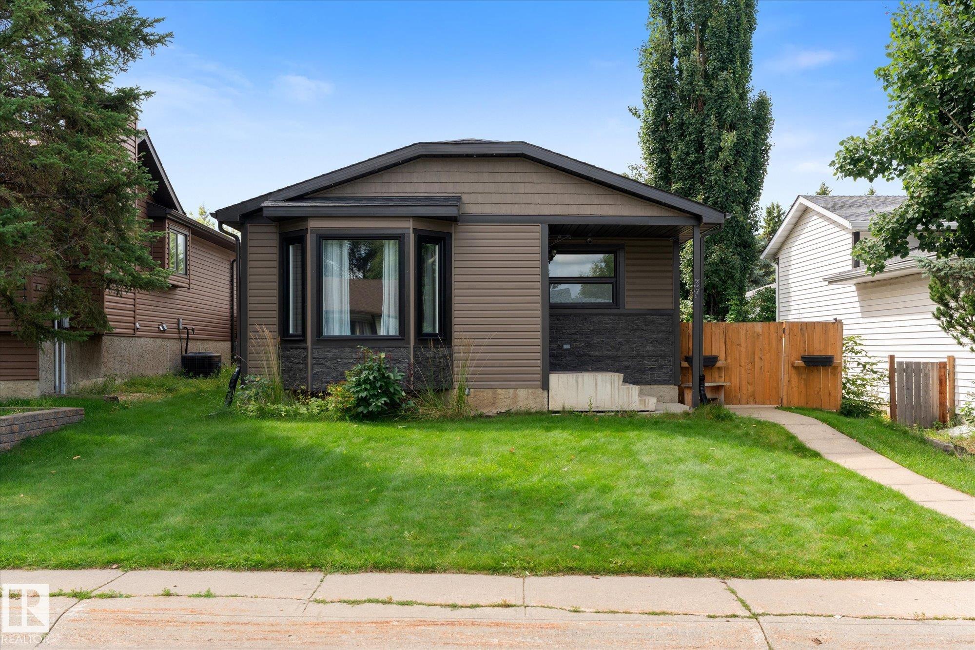 37 MATHIAS Avenue, E4504092, Alberta,