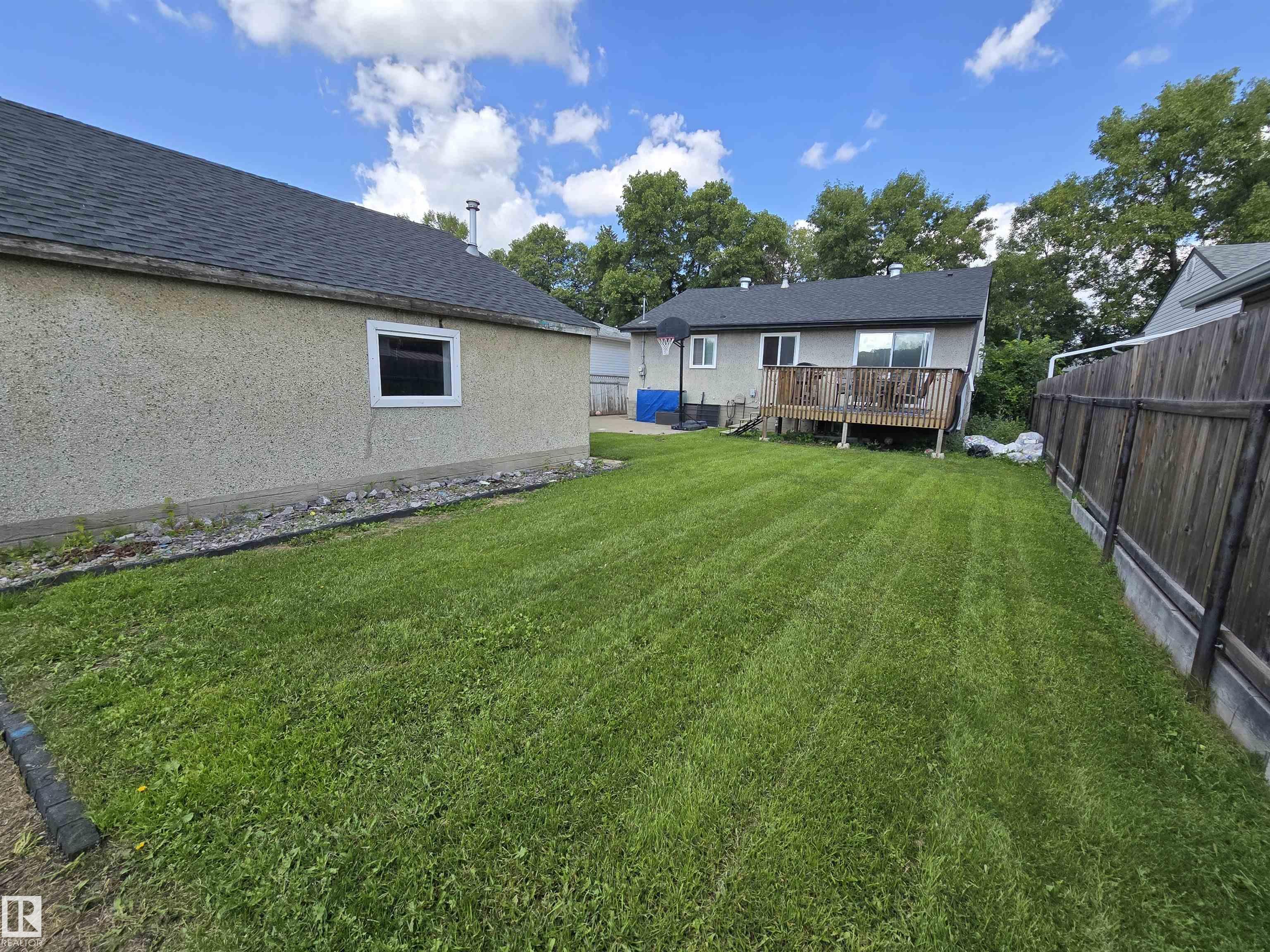 Fifth View of 4033 117 Avenue NW, Beverly Heights, Edmonton, Alberta, T5W 0Y1
