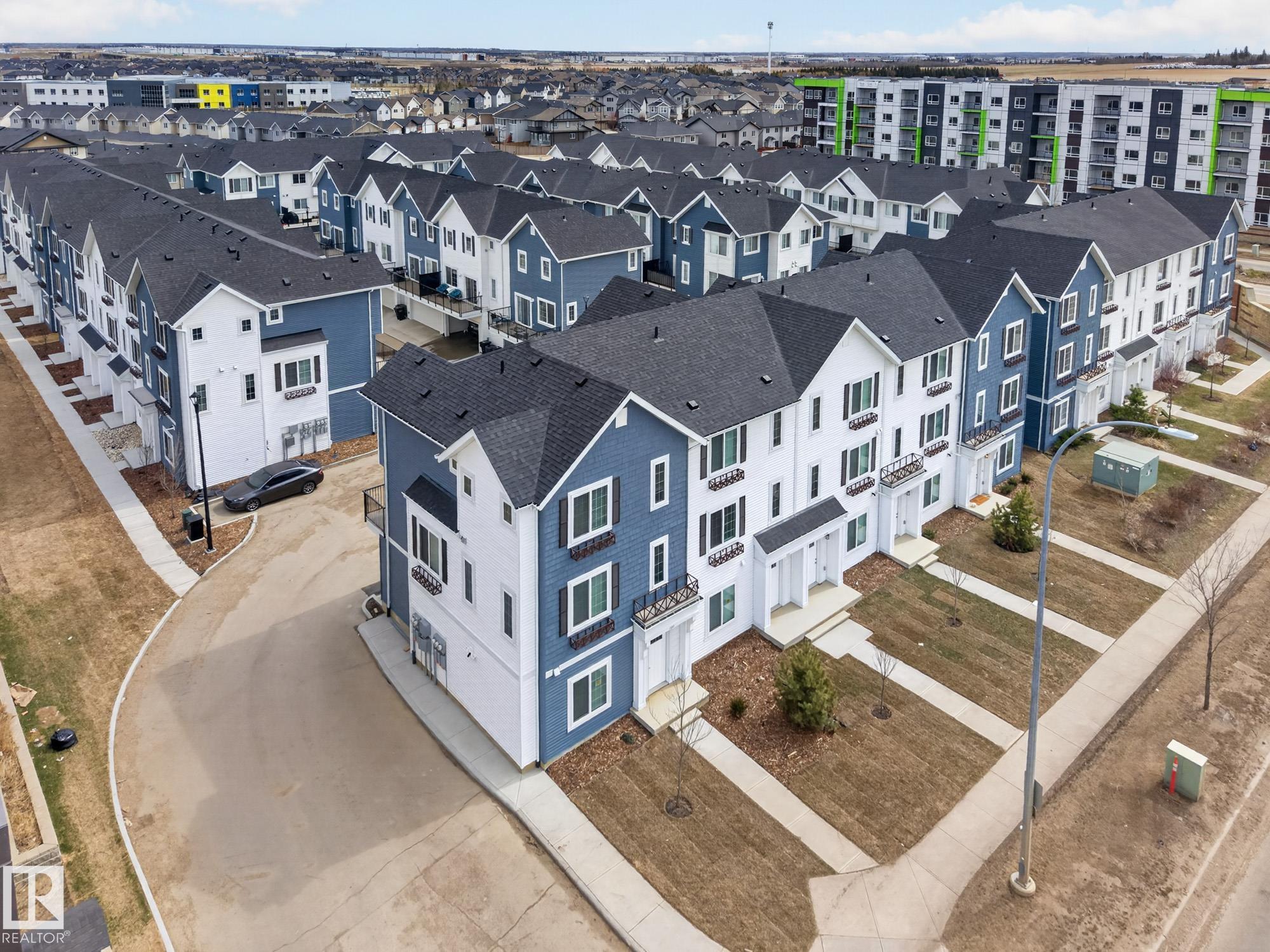 3607 James Mowatt Trail, E4504367, Alberta,