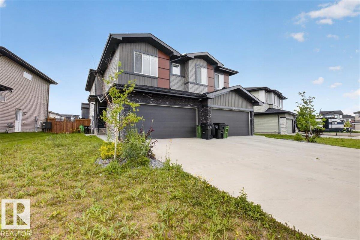 Third View of 9412 PEAR Crescent, The Orchards At Ellerslie, Edmonton, Alberta, T6X 2Z4