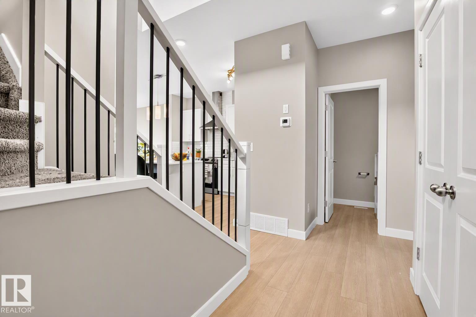 Fifth View of 9412 PEAR Crescent, The Orchards At Ellerslie, Edmonton, Alberta, T6X 2Z4