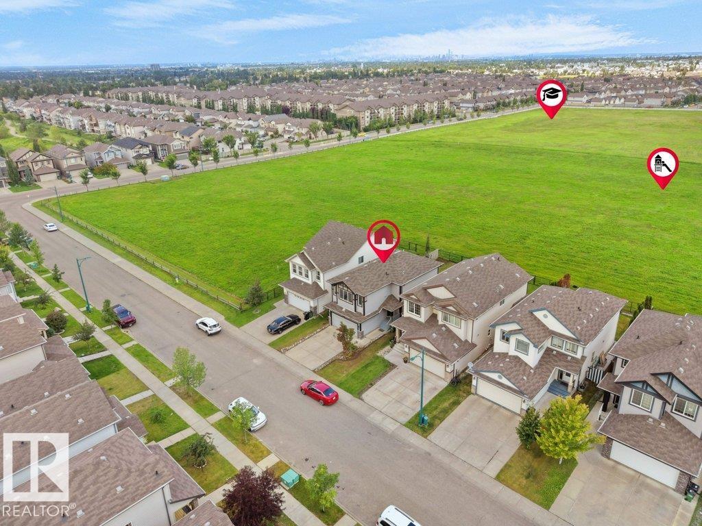 Third View of 3010 17A Ave, Laurel, Edmonton, Alberta, T6T 0R8
