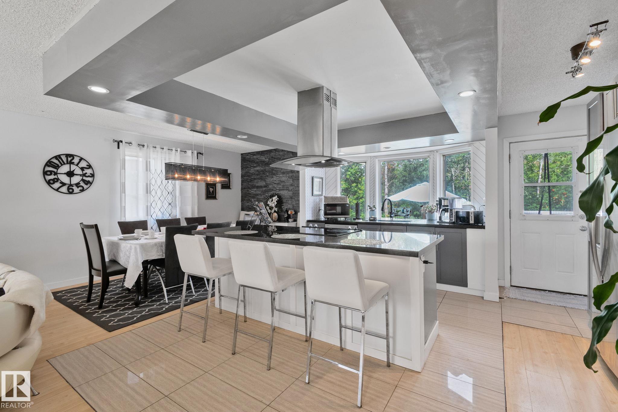 4682 17 Avenue, E4504491, Alberta,