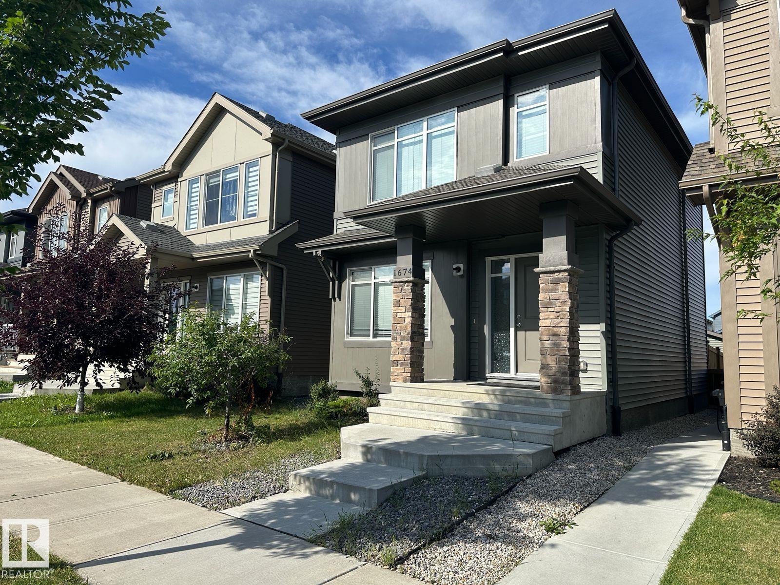1674 GRAYDON HILL LINK Link, E4504520, Alberta,