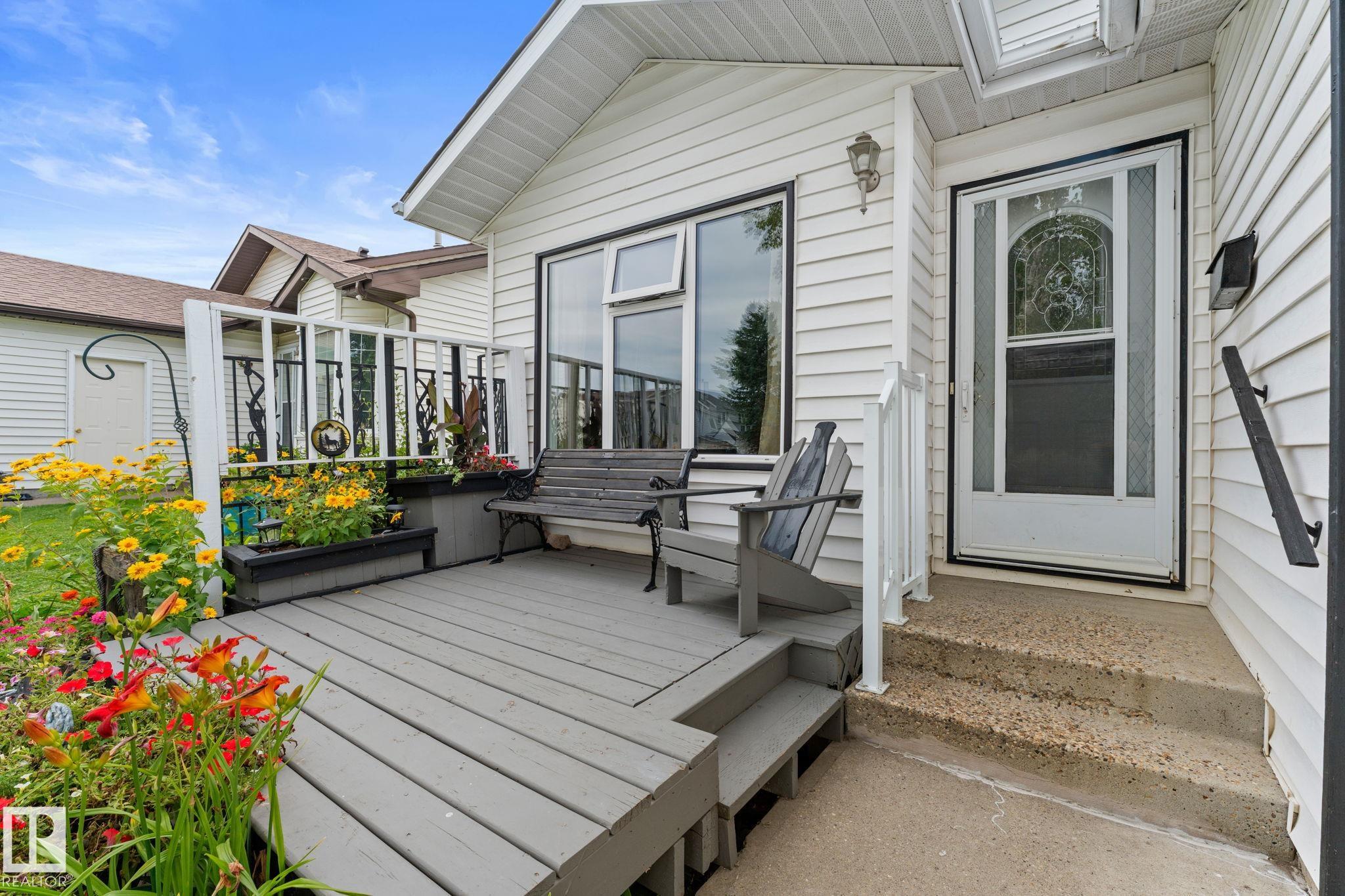 Second View of 4224 33A Street, Larkspur, Edmonton, Alberta, T6T 1E7