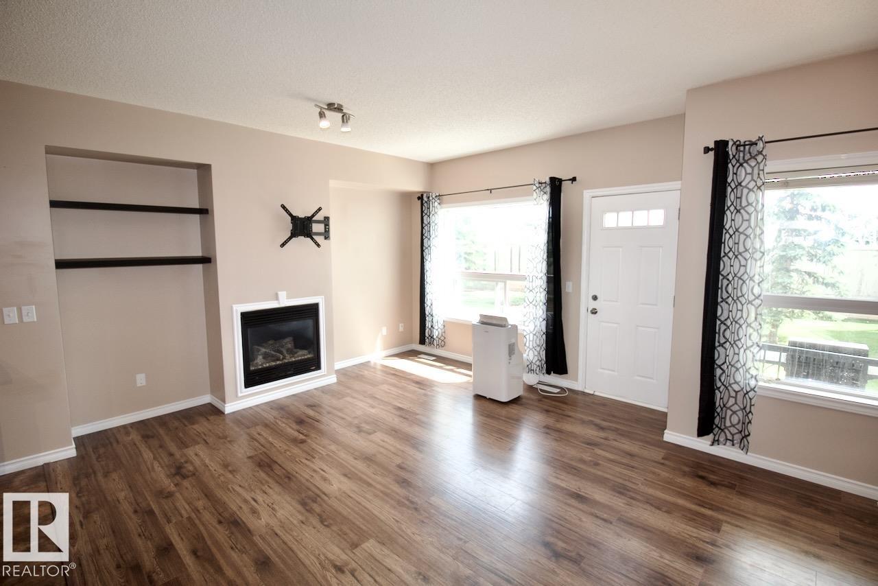 38 3010 33 Avenue NW, E4504571, Alberta,