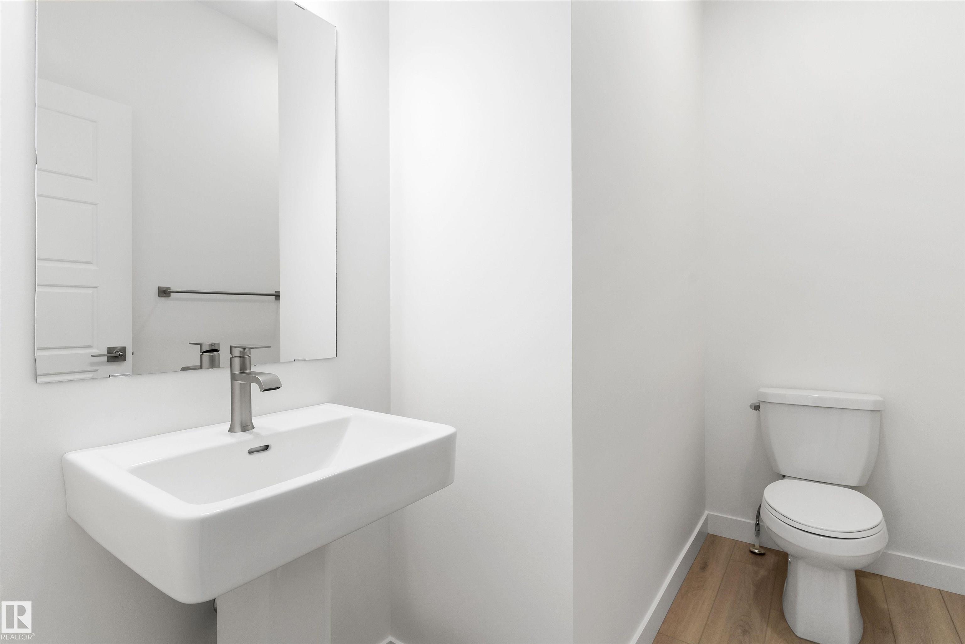 Third View of 922 18 Avenue, Aster, Edmonton, Alberta, T6T 2X4