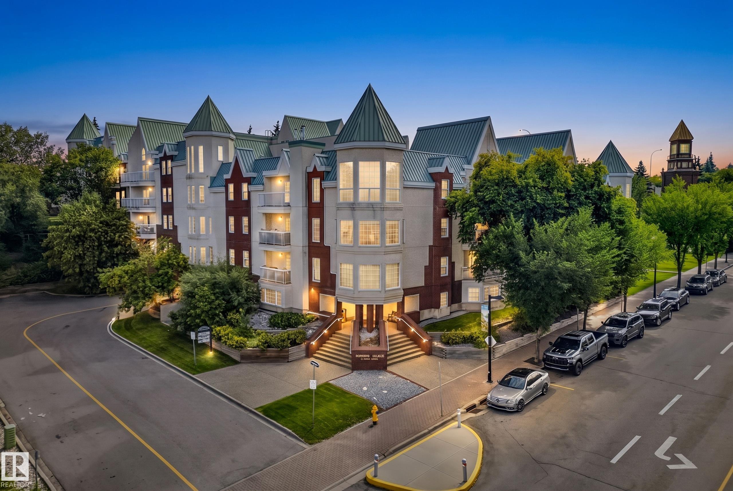405 3 PERRON Street, E4504617, Alberta,