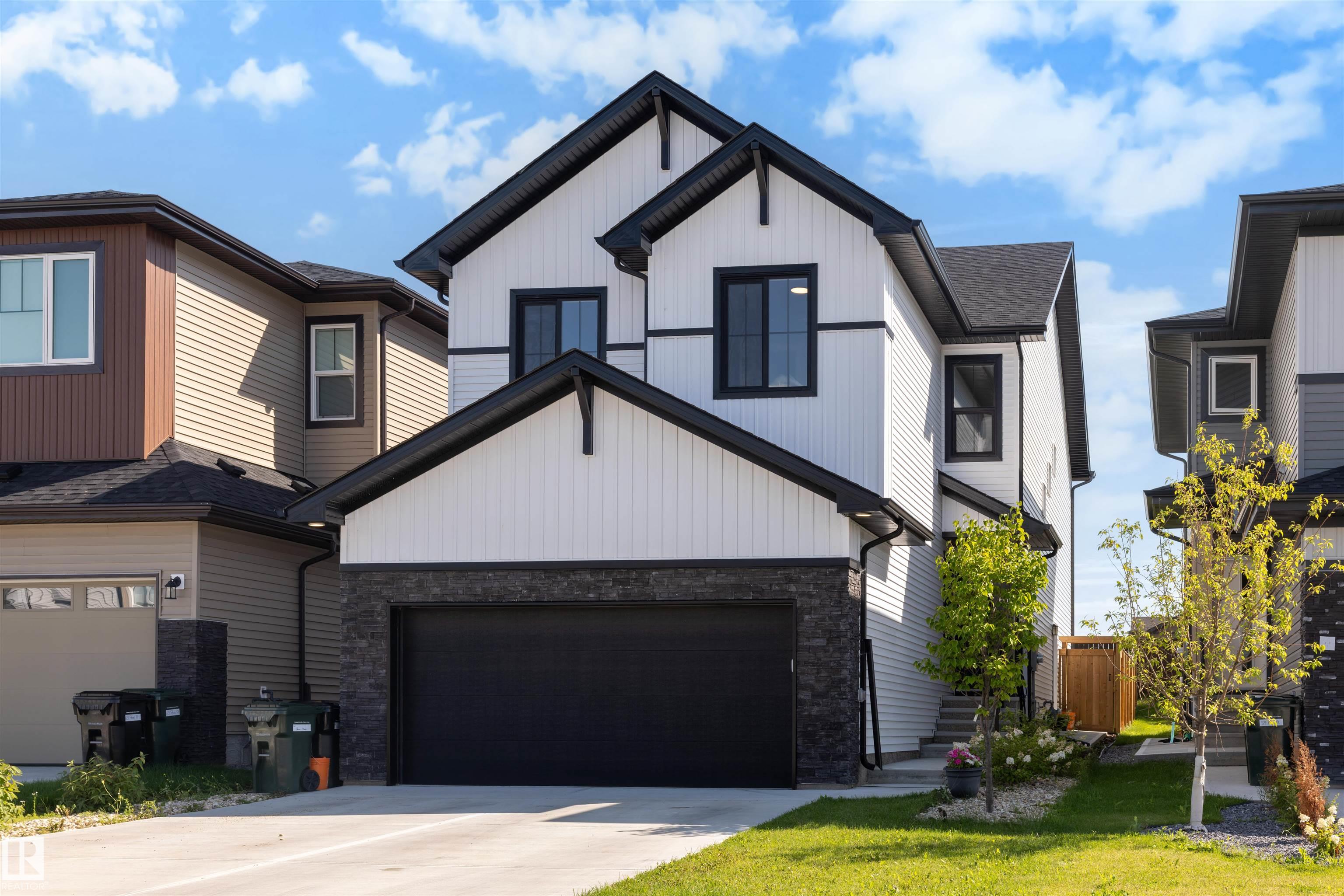 61 PENN Place, E4504638, Alberta,