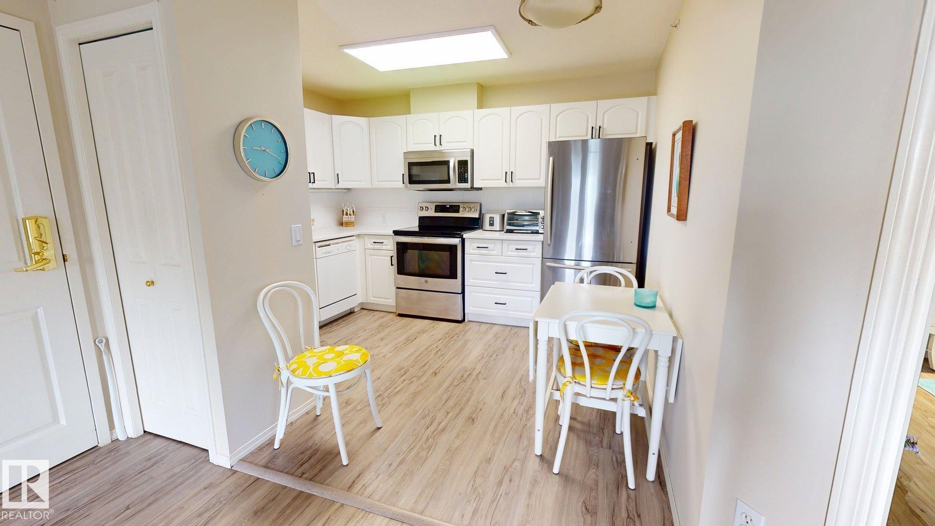 Third View of 402 78 McKenney Avenue, Mission (St. Albert), St. Albert, Alberta, T8N 1L9