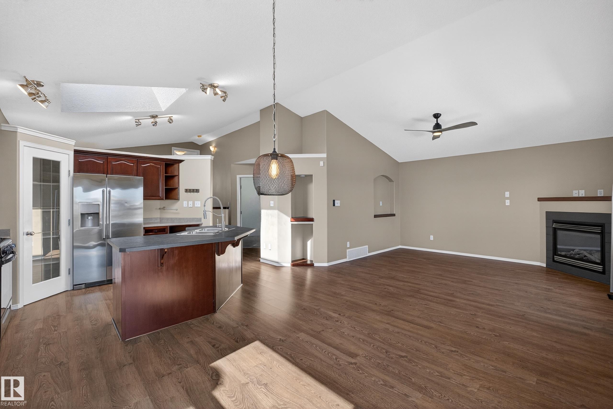 Fourth View of 3779 18 Street, Wild Rose, Edmonton, Alberta, T6T 1S5