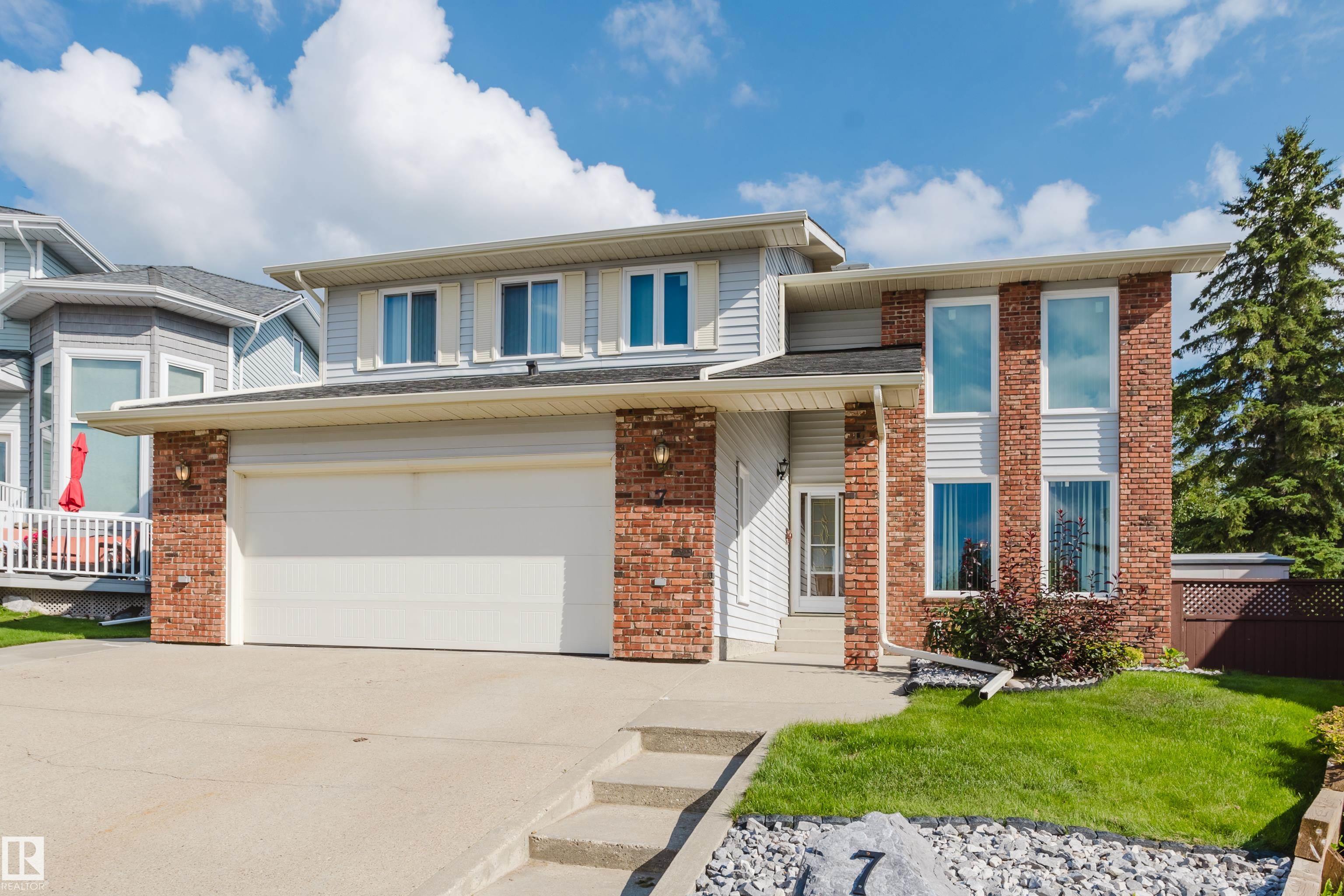 Main View of 7 HILLTOP Crescent, Heritage Hills, Sherwood Park, Alberta, T8A 5E3