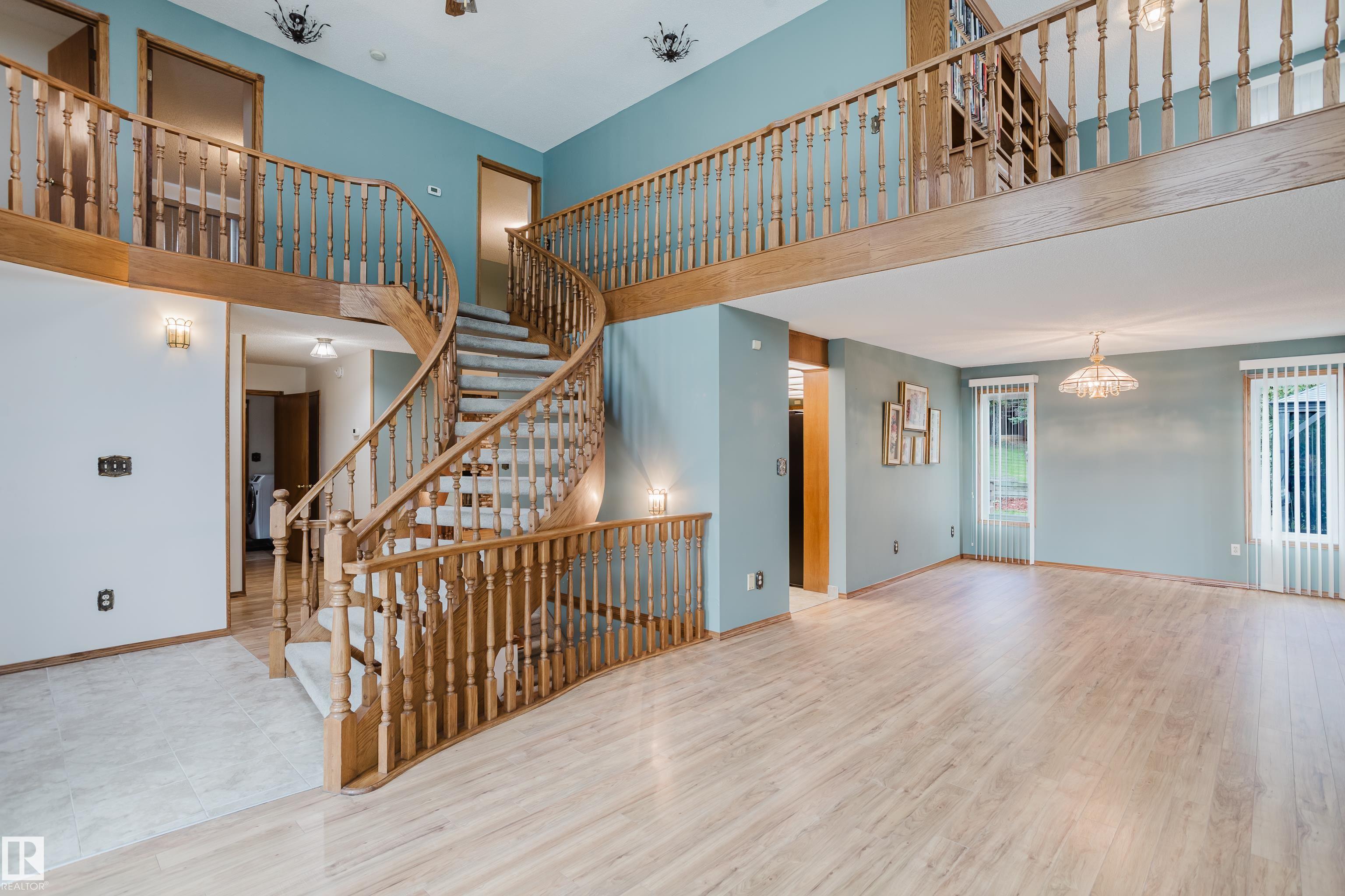 Third View of 7 HILLTOP Crescent, Heritage Hills, Sherwood Park, Alberta, T8A 5E3