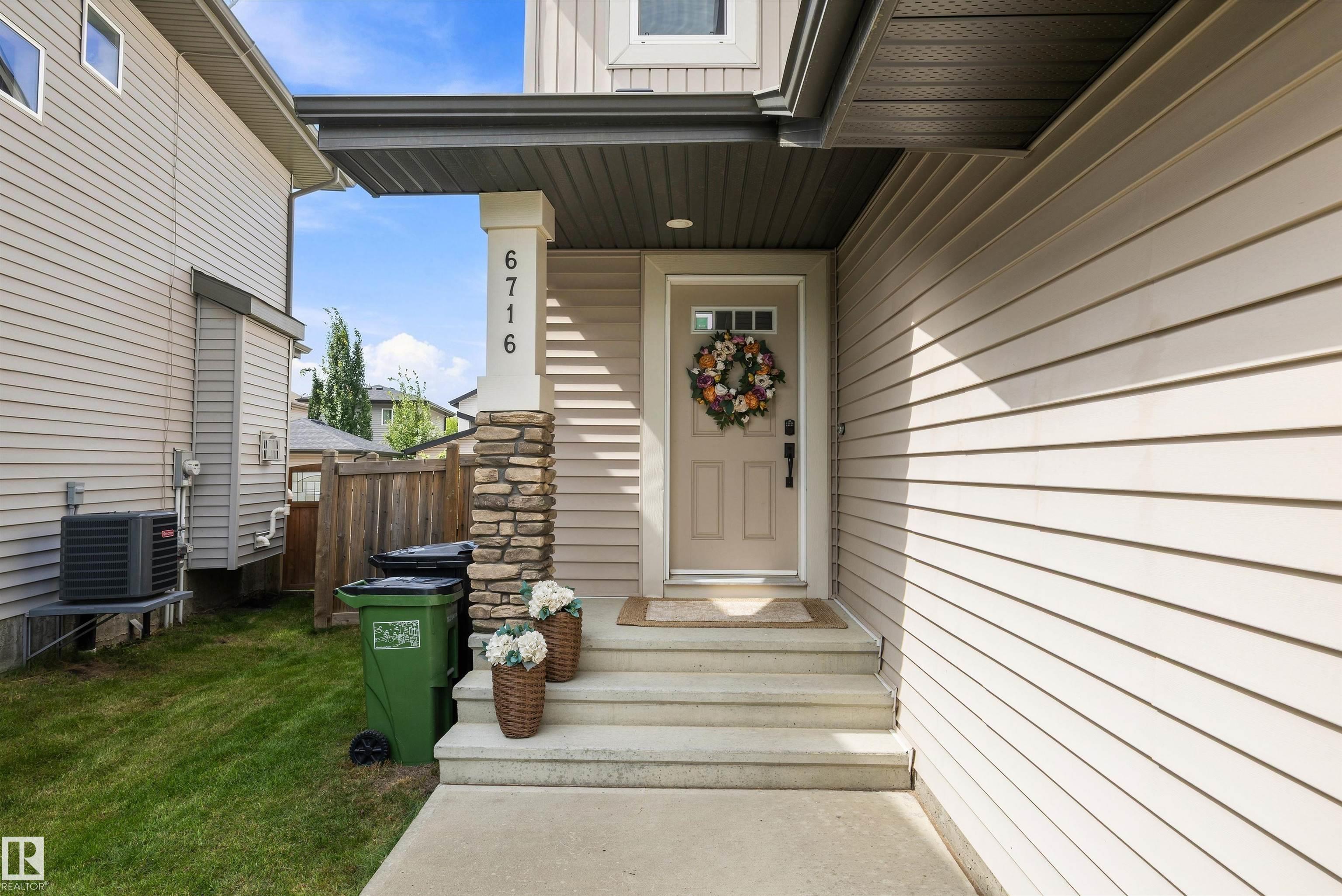 Fourth View of 6716 CARDINAL Road, Chappelle Area, Edmonton, Alberta, T6W 2Y6