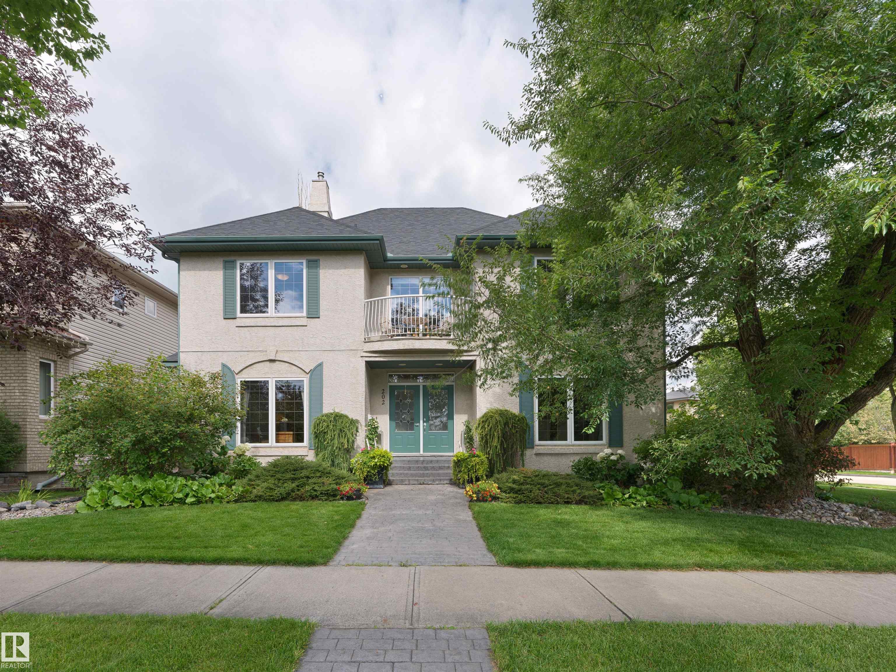 202 SASKATCHEWAN Drive S, E4504762, Alberta,