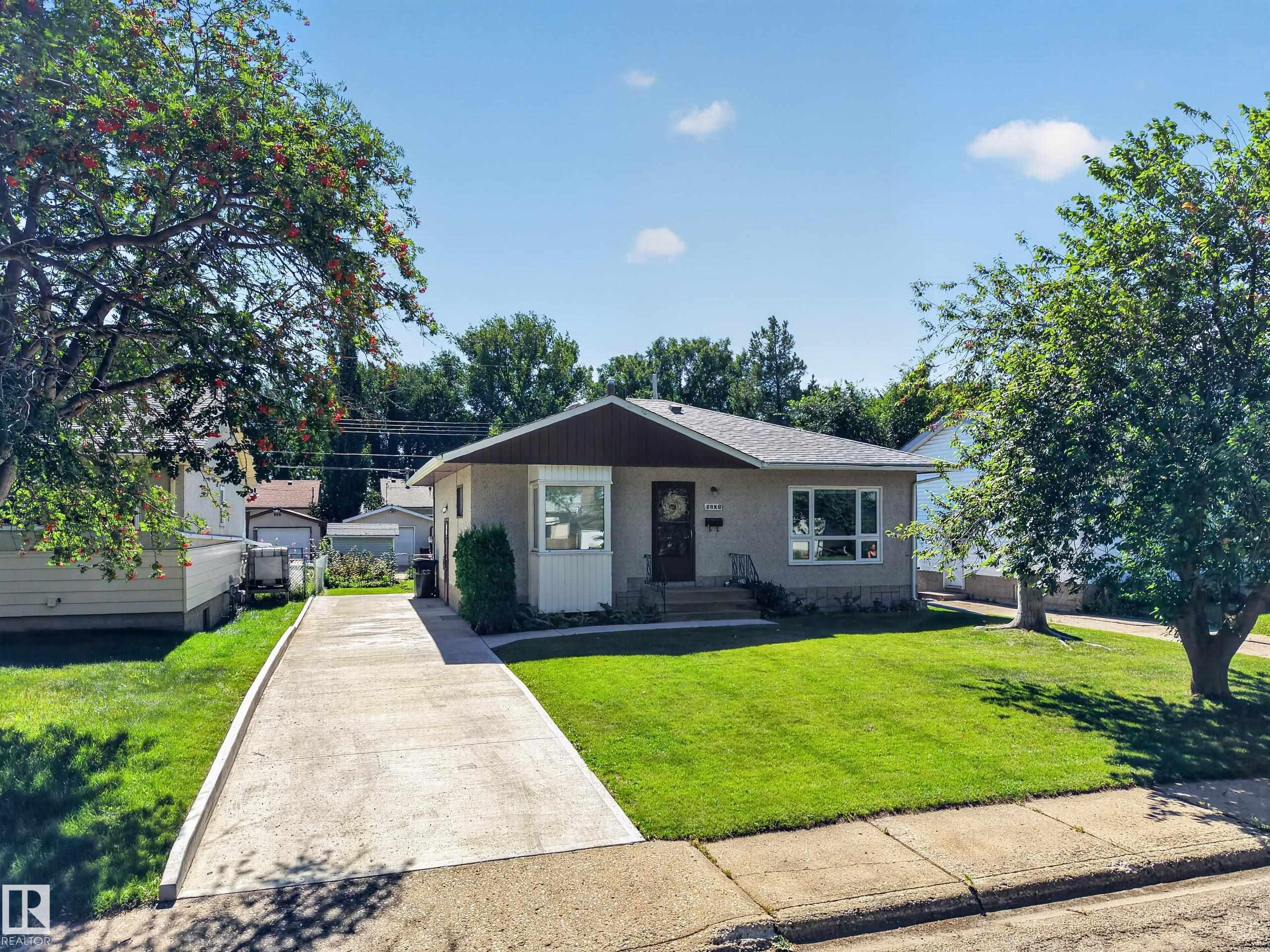 5207 48 Avenue, E4504771, Alberta,