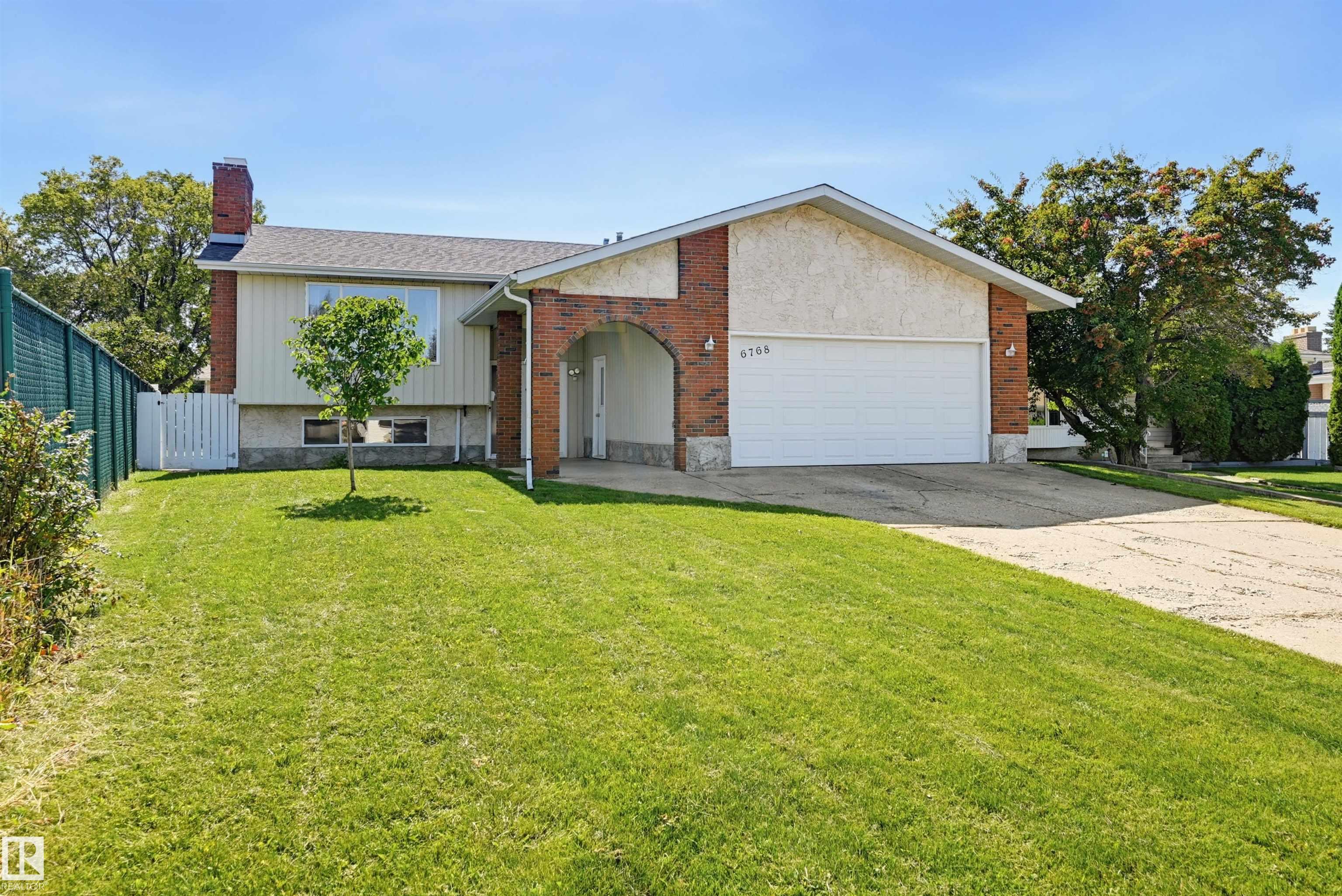 Main View of 6768 39 Avenue, Michaels Park, Edmonton, Alberta, T6K 1T8