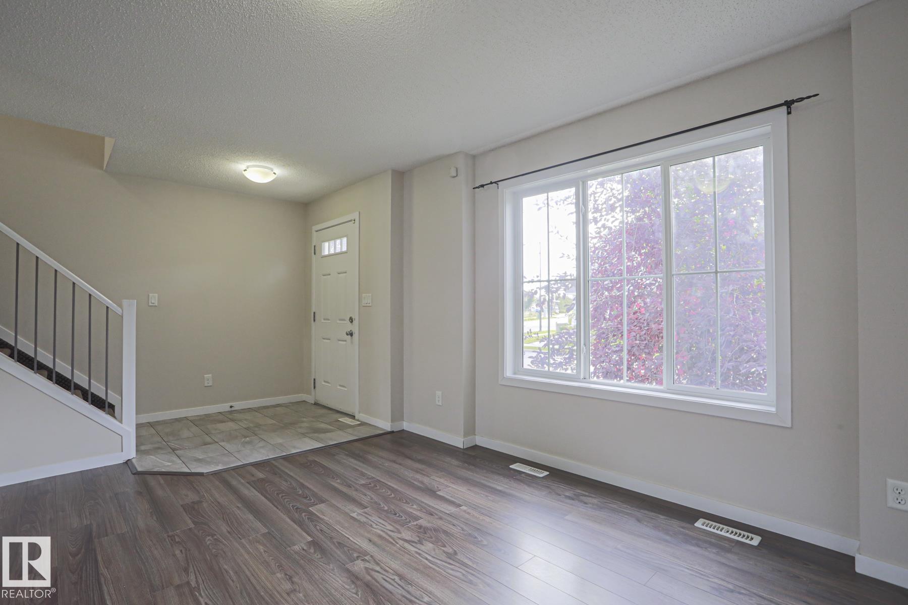Third View of 308 WATT Boulevard SW, Walker, Edmonton, Alberta, T6X 1X7
