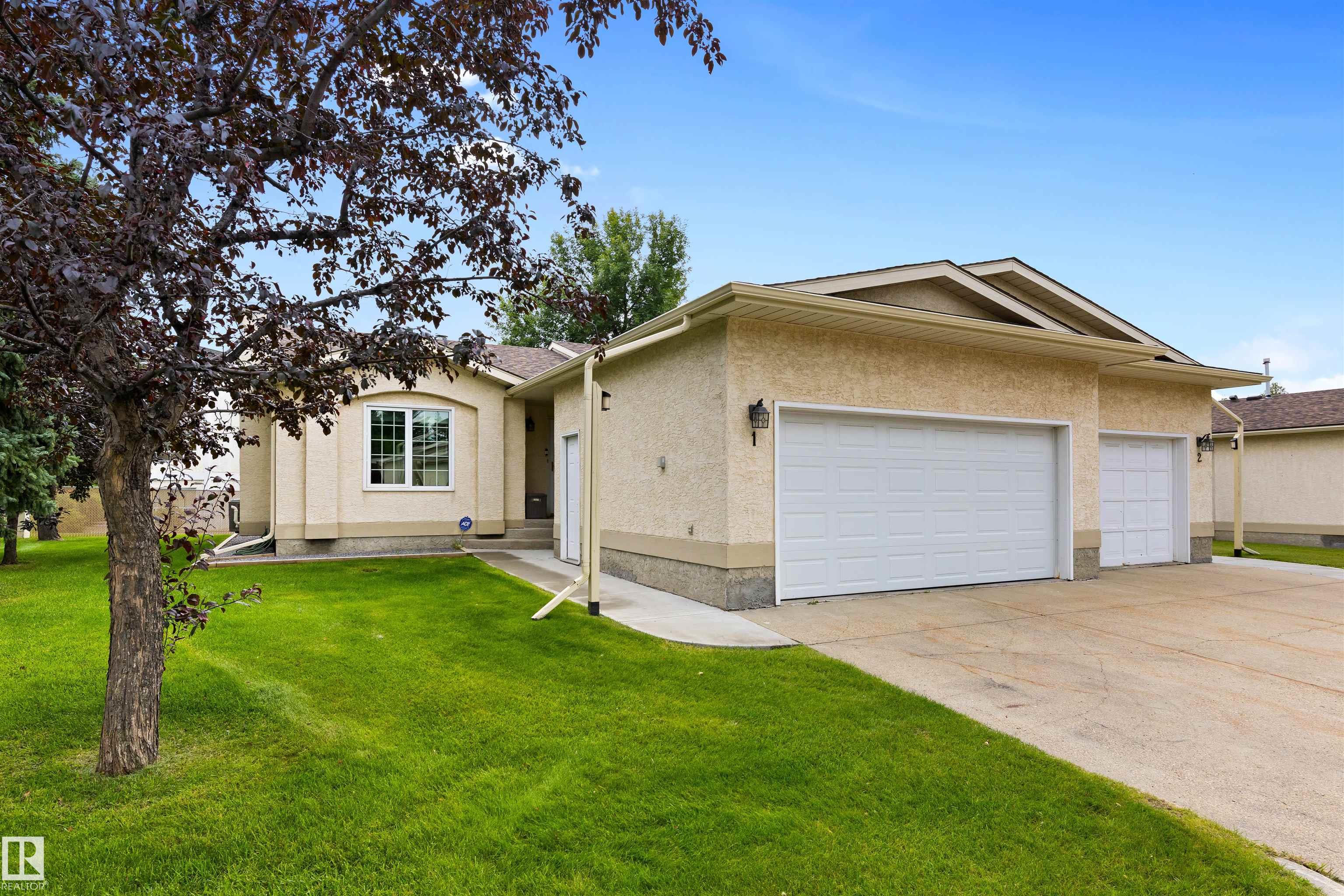 1 10 GRANGE Drive, E4504945, Alberta,