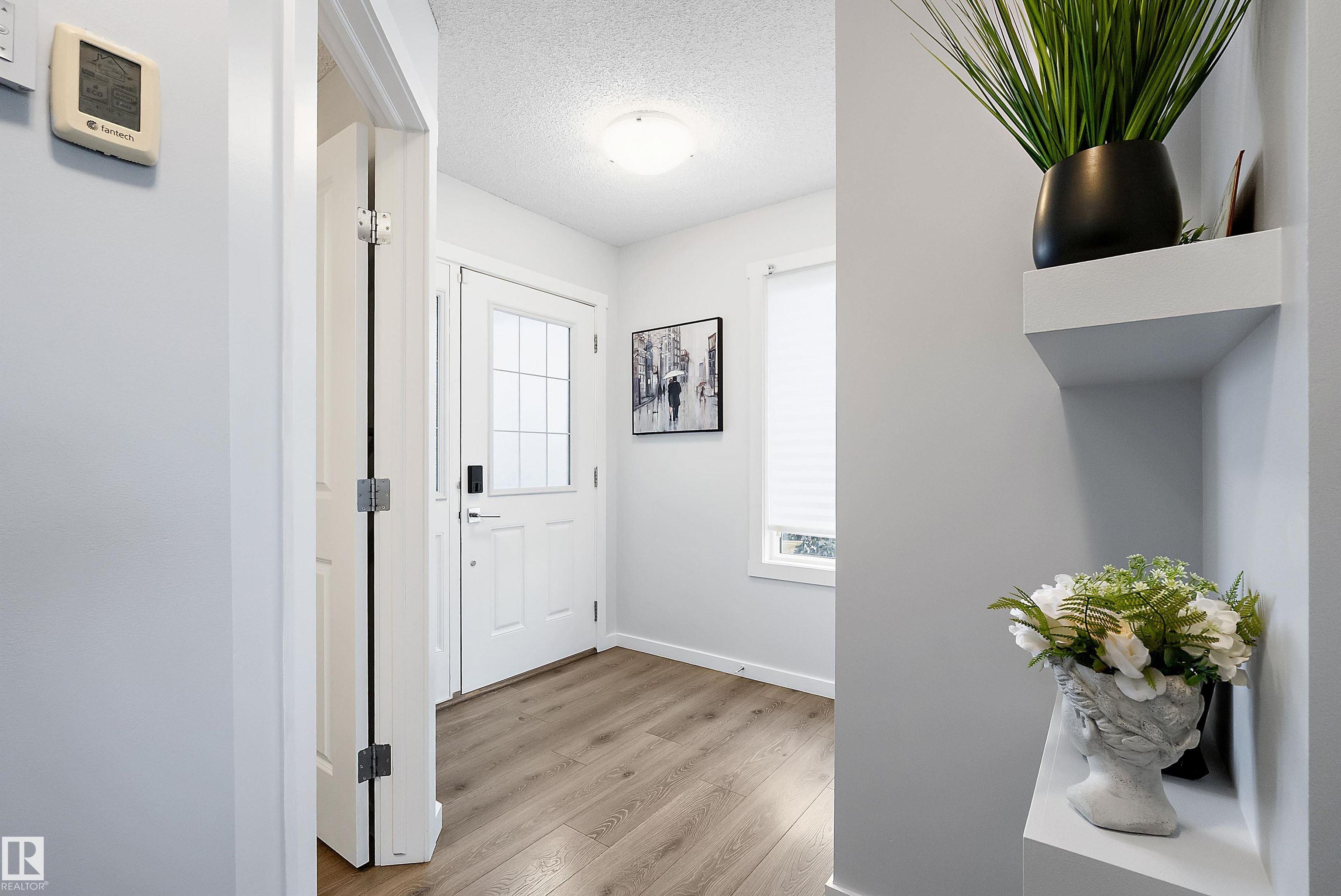 Fifth View of 28 ROLSTON Close, Robinson, Leduc, Alberta, T9E 1G6