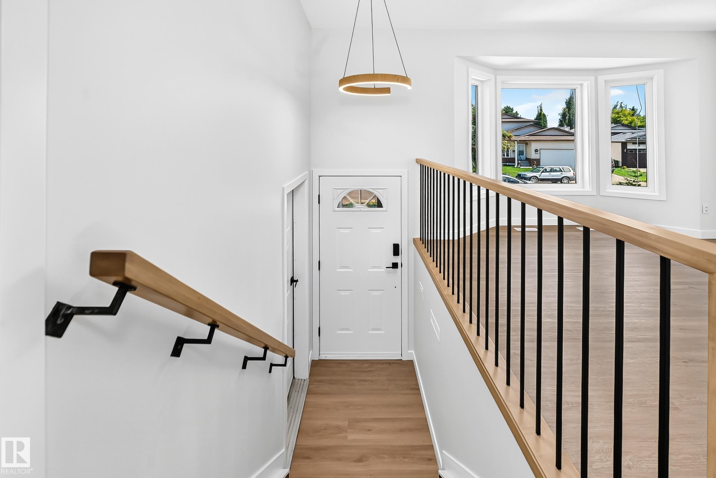 Fourth View of 17816 94 Street, Lago Lindo, Edmonton, Alberta, T5Z 2G9