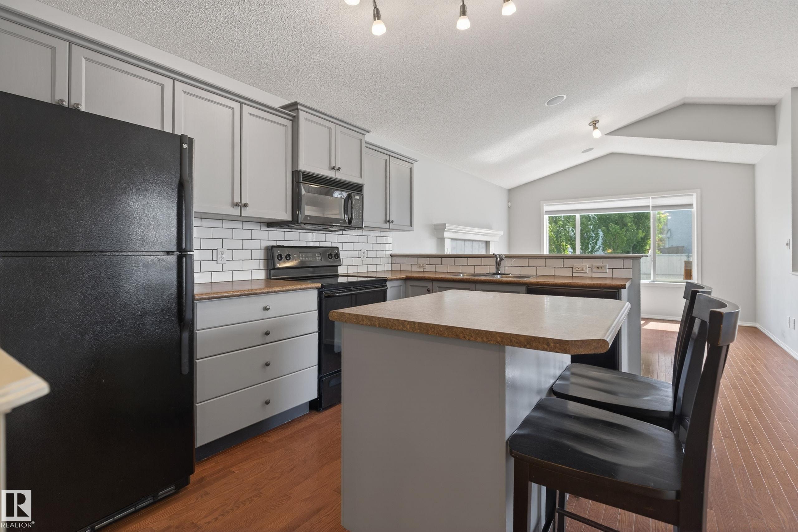 Fourth View of 7815 14 Avenue, Summerside, Edmonton, Alberta, T6X 1H3