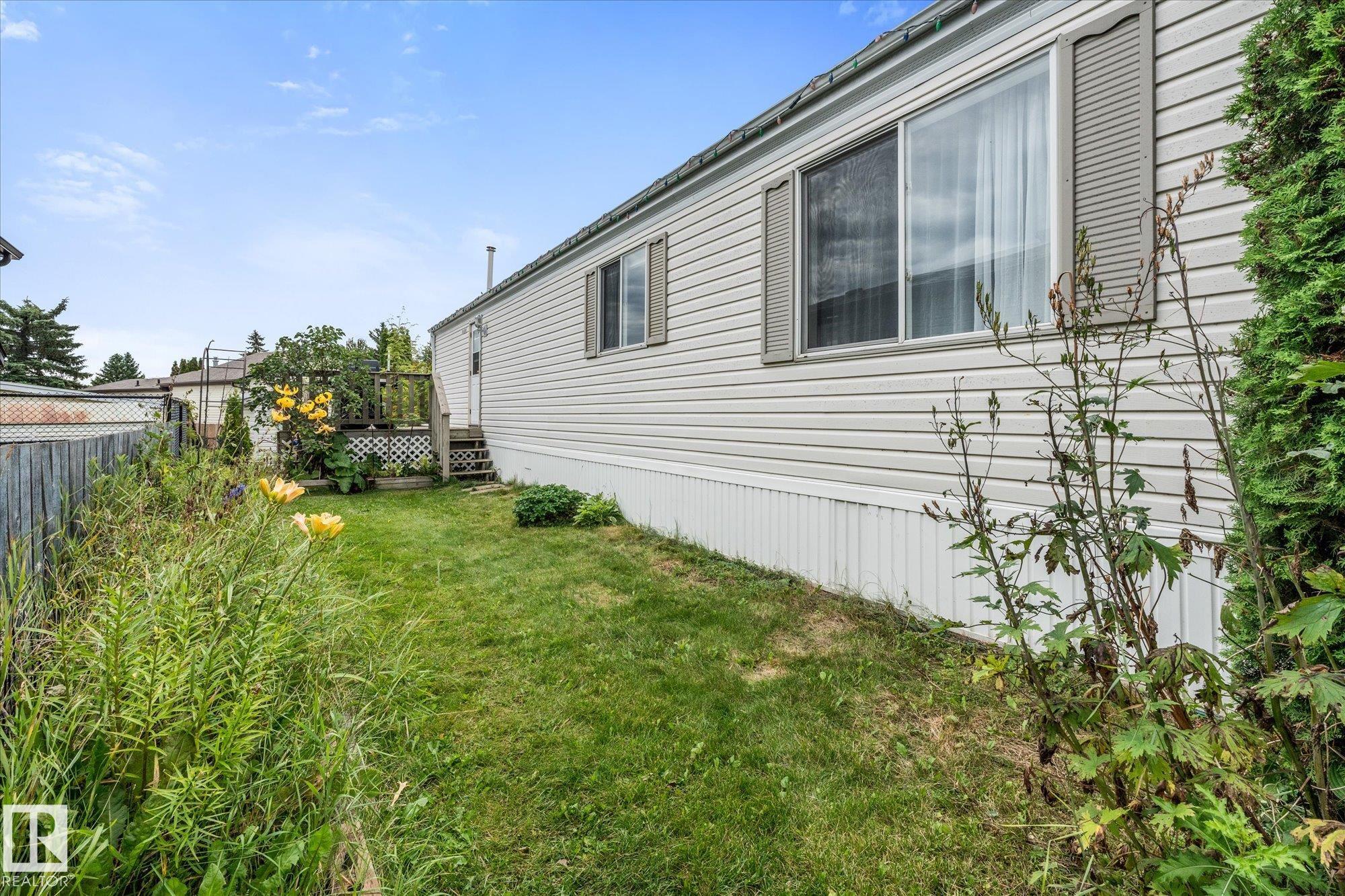 Third View of 856 53222 Range Road 272, Parkland Village, Rural Parkland County, Alberta, T7X 3R3