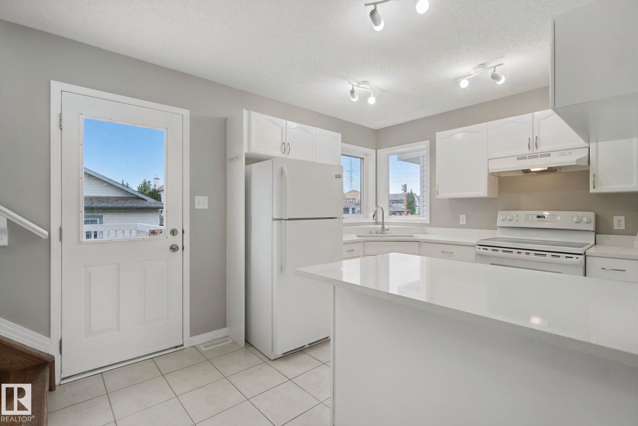 3104 32 Avenue, E4505097, Alberta,