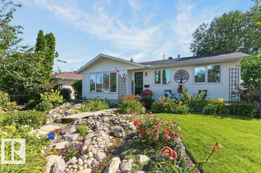Fifth View of 9047 52 Street, Ottewell, Edmonton, Alberta, T6B 1G1