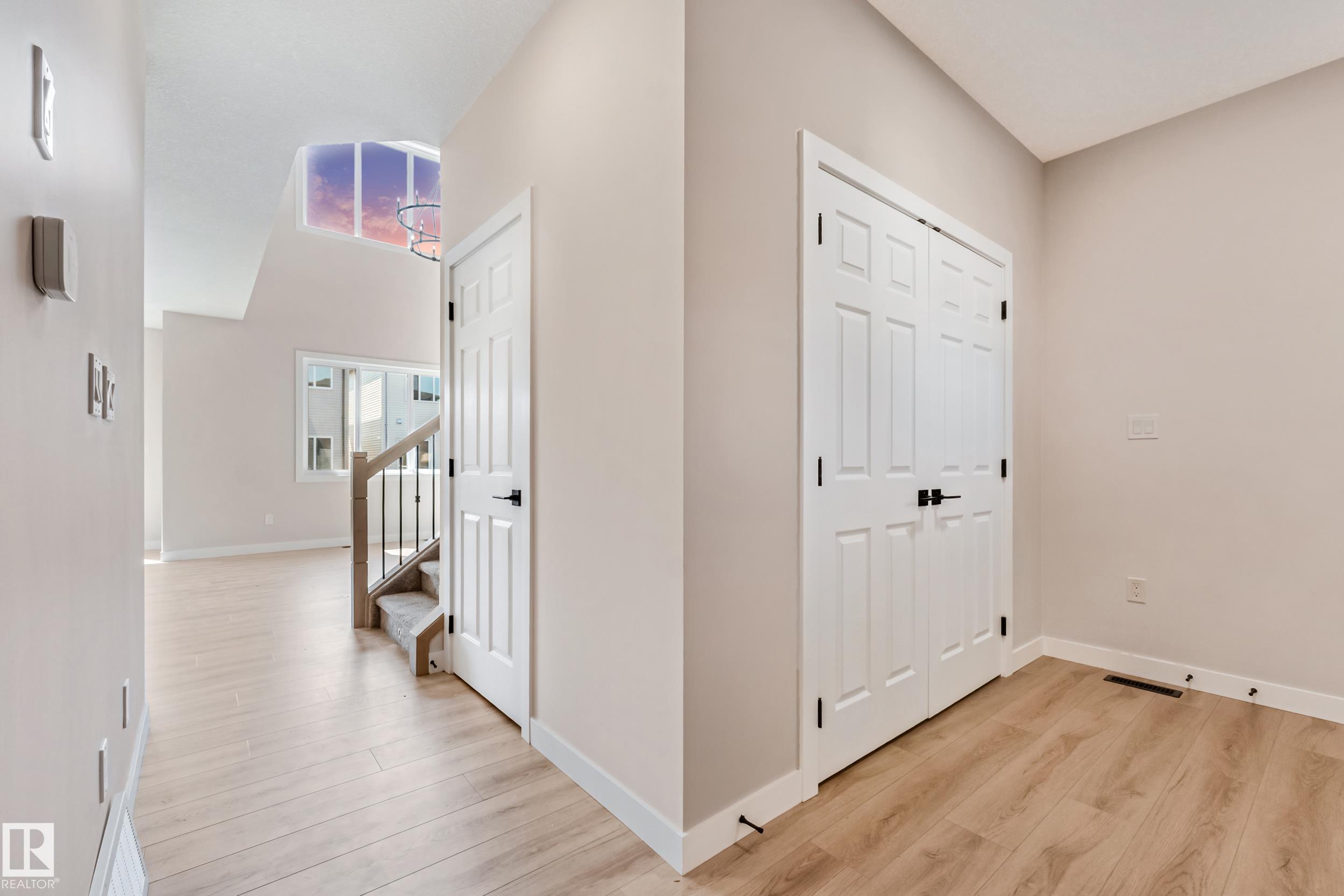Fifth View of 4647 17 AVENUE, Meltwater, Edmonton, Alberta, T6X 3N1