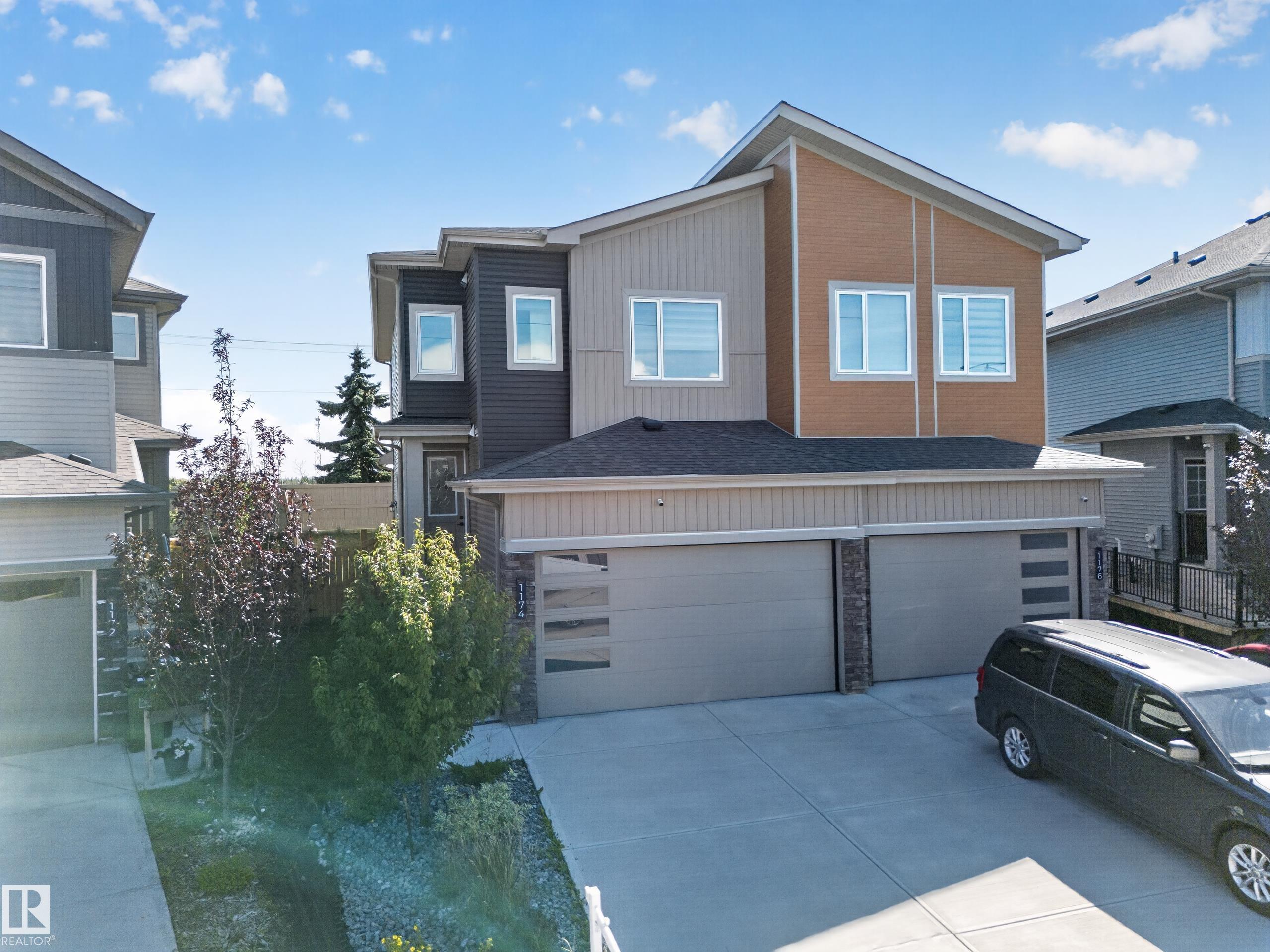 1174 GOLDFINCH Crescent, E4505159, Alberta,