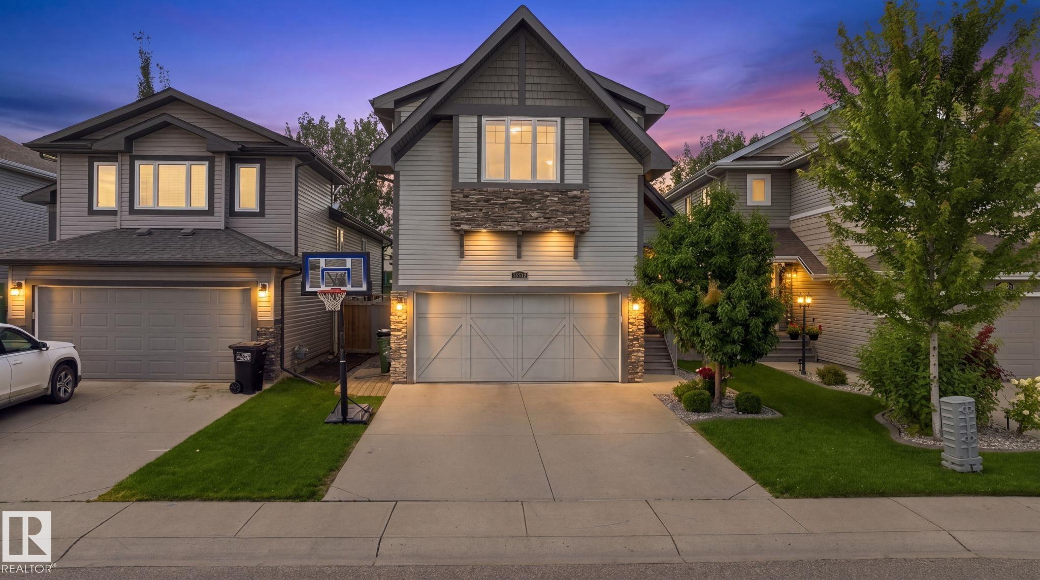 Second View of 16512 140 Street NW, Carlton, Edmonton, Alberta, T6V 0K7