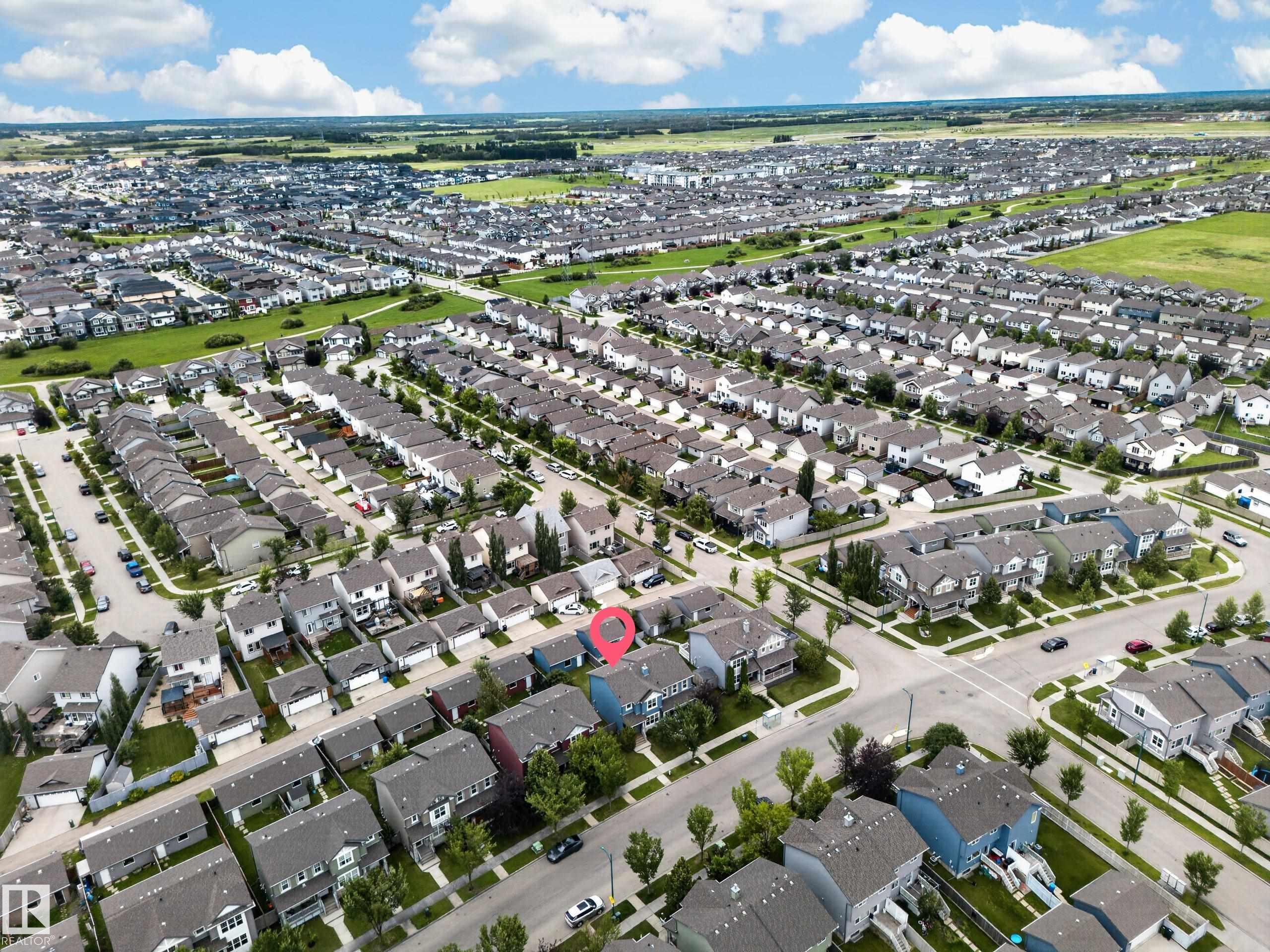 Fourth View of 2115 32 Street, Laurel, Edmonton, Alberta, T6T 0K4