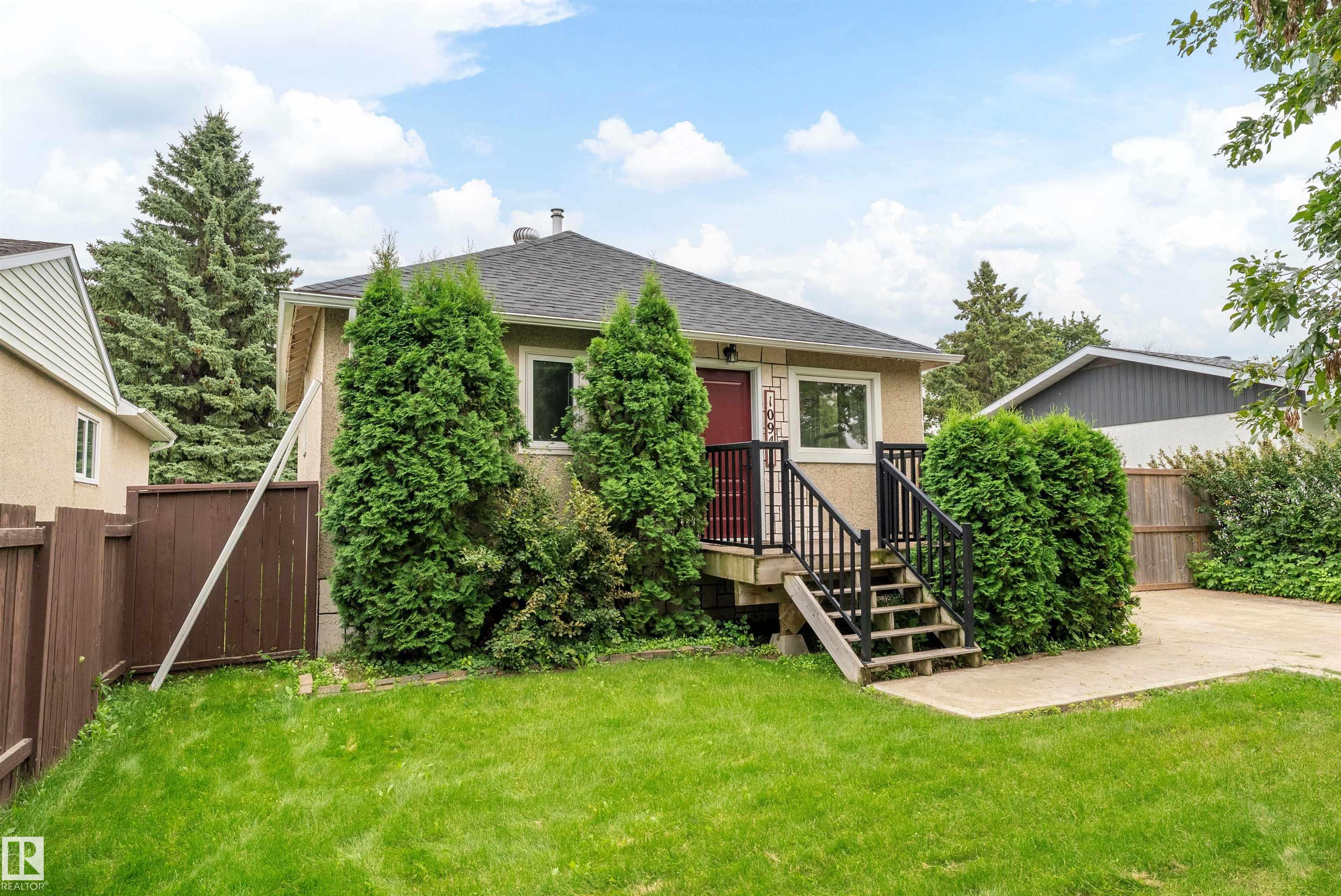 Third View of 10941 150 Street, High Park (Edmonton), Edmonton, Alberta, T5P 1R8