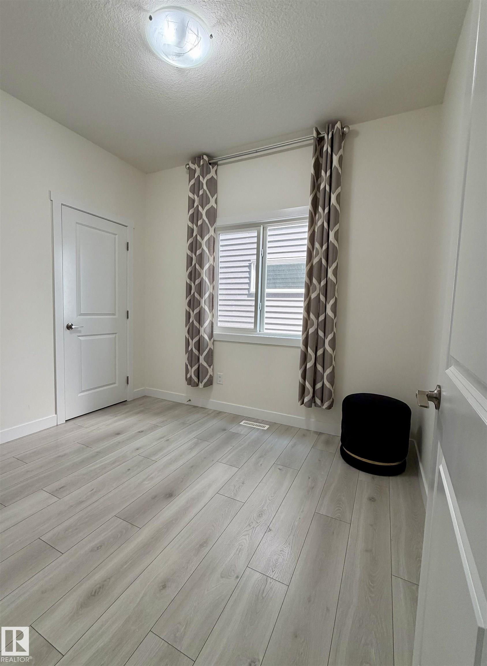 Fourth View of 85 MEADOWLINK Common, McLaughlin_SPGR, Spruce Grove, Alberta, T7X 2X3