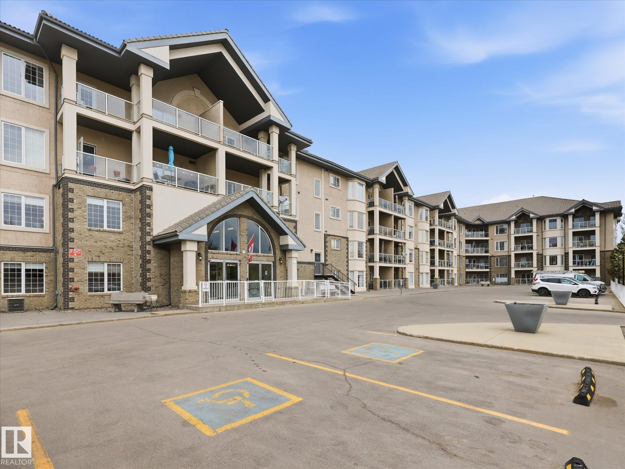 417 612 111 Street, E4505326, Alberta,