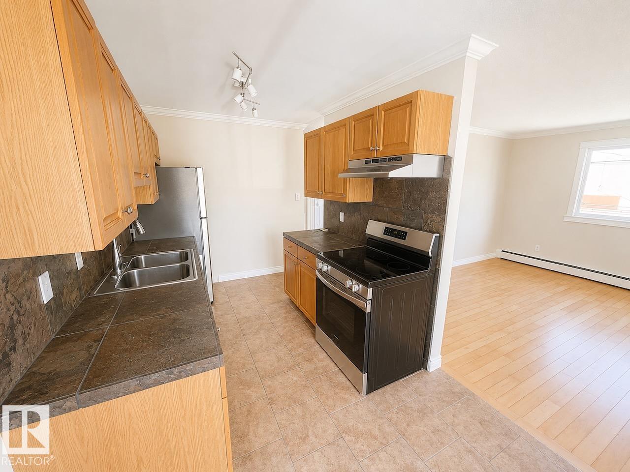 6 10904 159 Street NW, E4505331, Alberta,