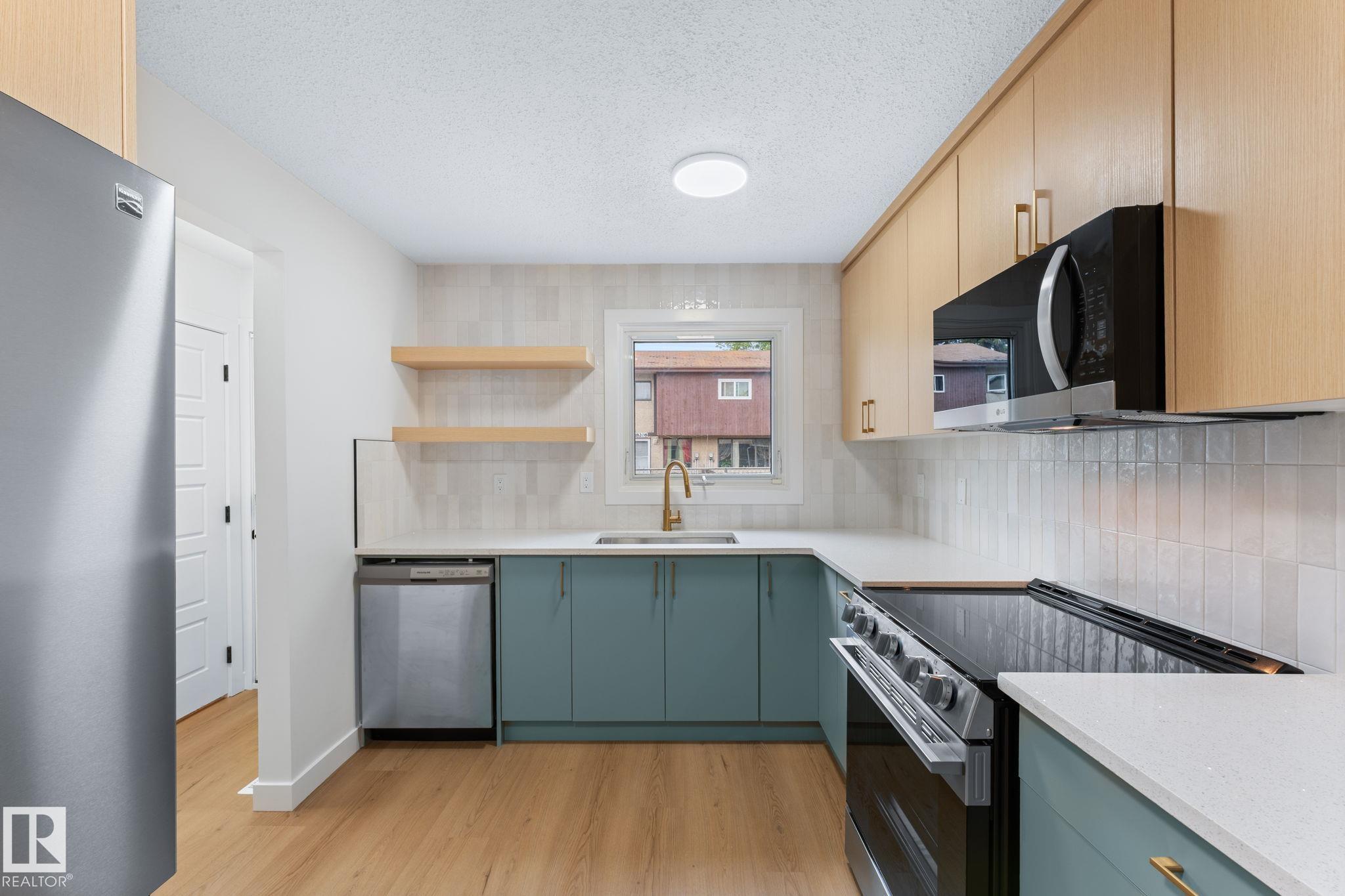 Third View of 4 belmead gardens, Belmead, Edmonton, Alberta, T5T 1J1
