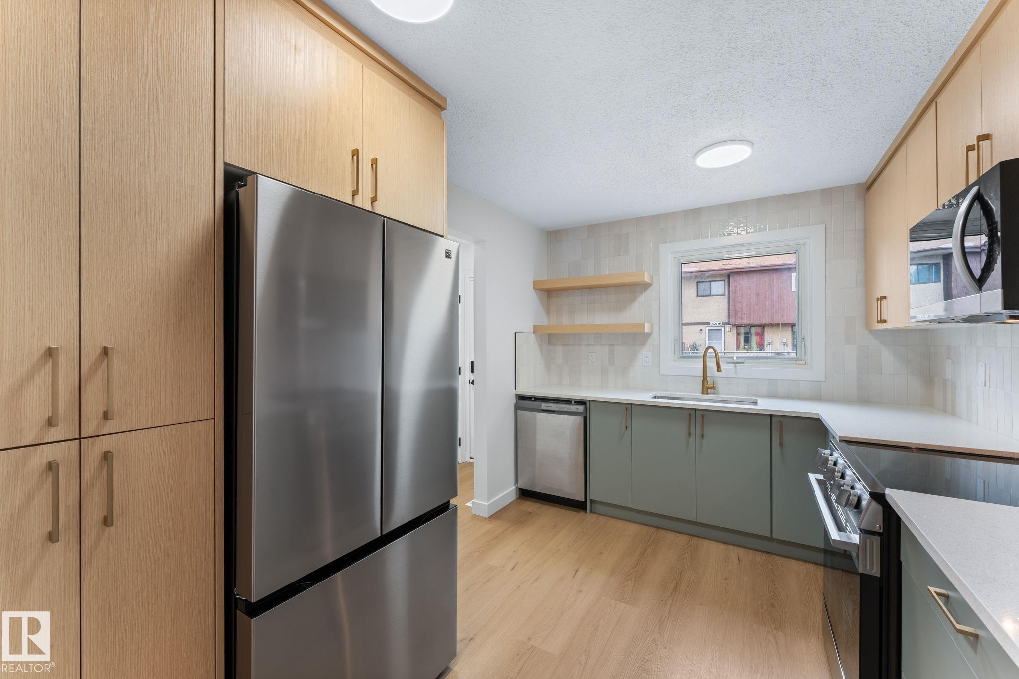 Fifth View of 4 belmead gardens, Belmead, Edmonton, Alberta, T5T 1J1