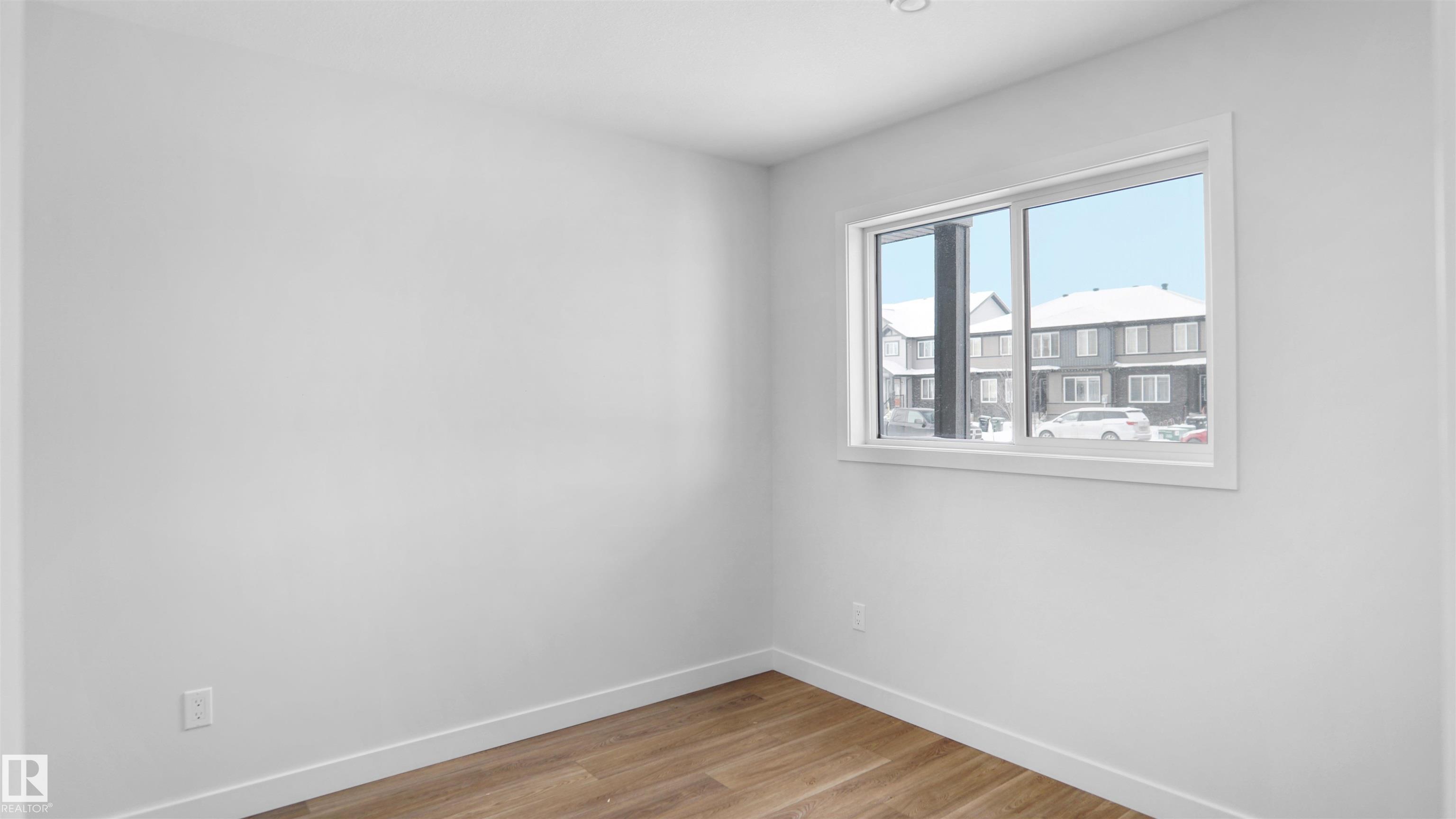 Third View of 545 176 Avenue, Marquis, Edmonton, Alberta, T5Y 4K3