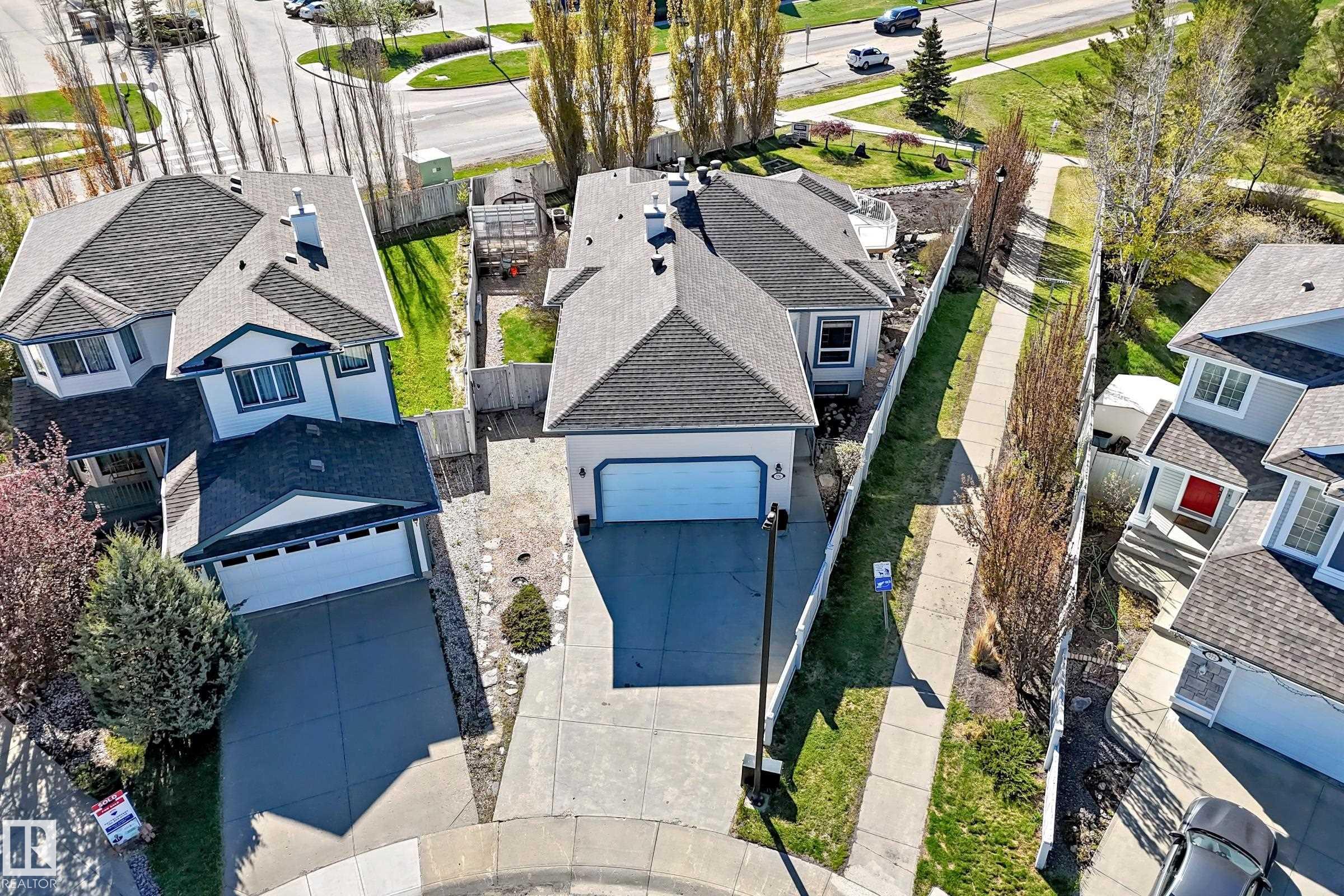 Third View of 576 GLENWRIGHT Crescent, Glastonbury, Edmonton, Alberta, T5P 4E6