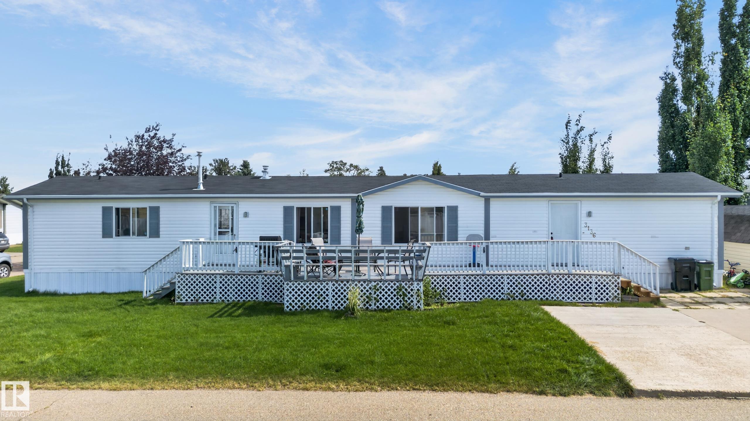 3136 Lakewood Crescent, E4505687, Alberta,