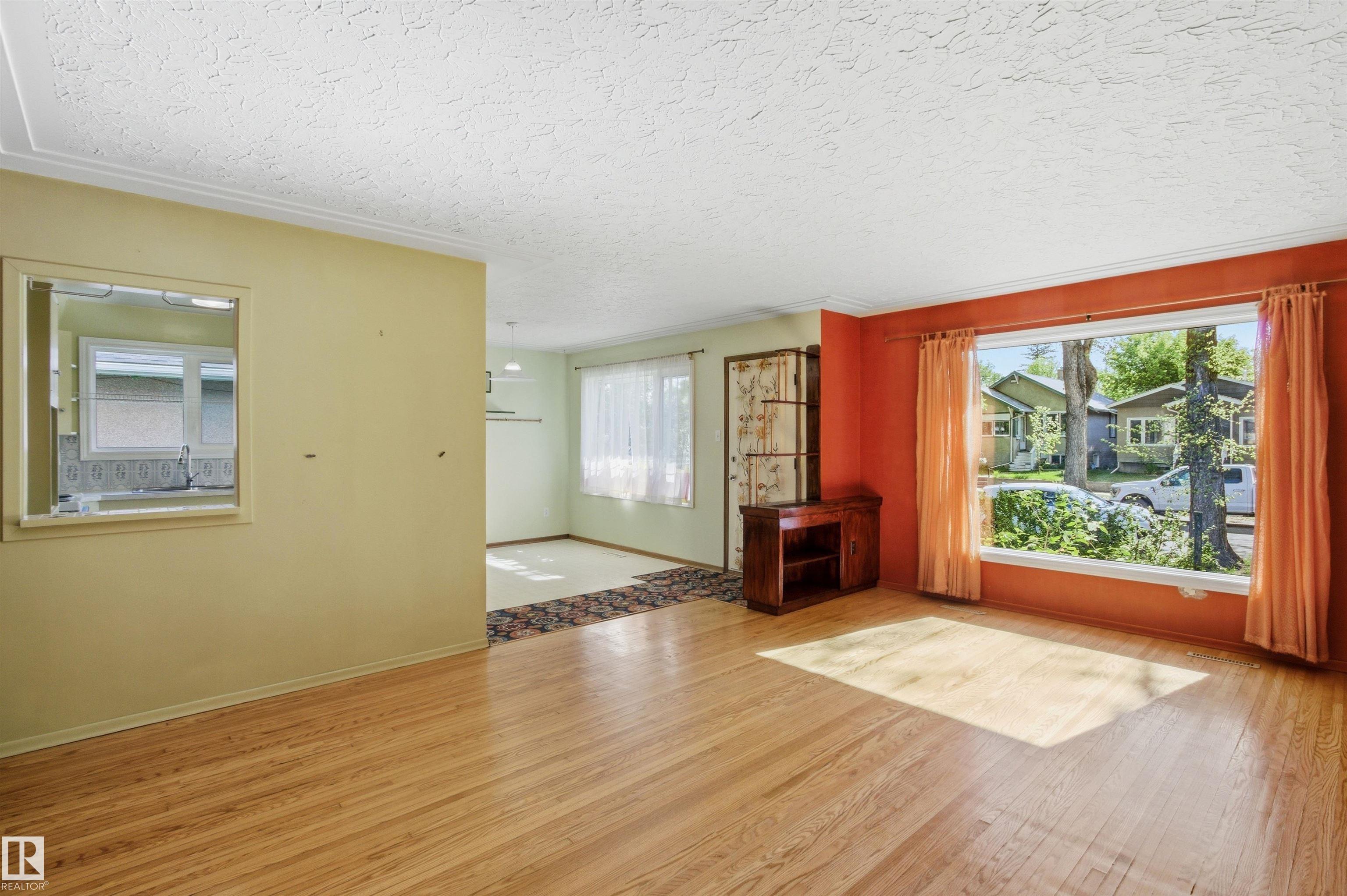 10138 74 Street NW, E4505796, Alberta,