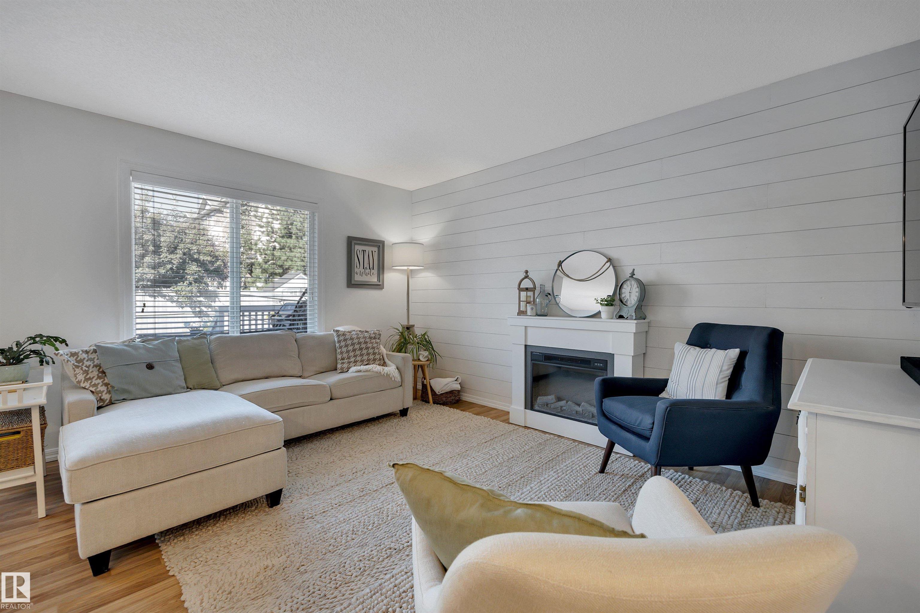 1325 CUNNINGHAM Drive, E4505802, Alberta,