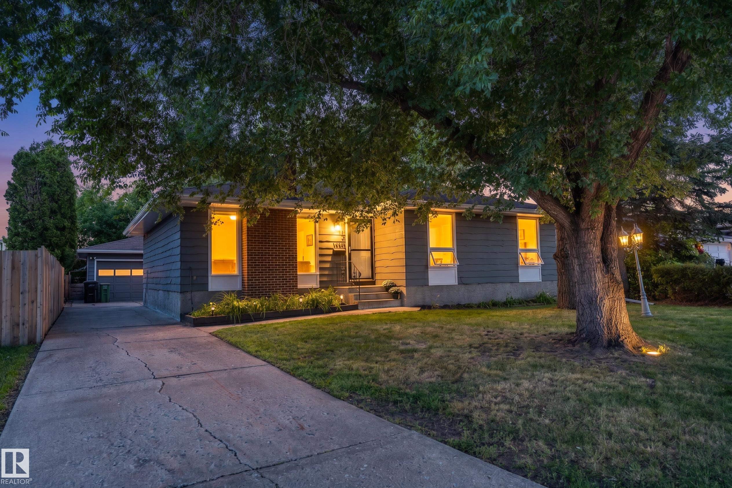 10415 39A Avenue, E4505838, Alberta,