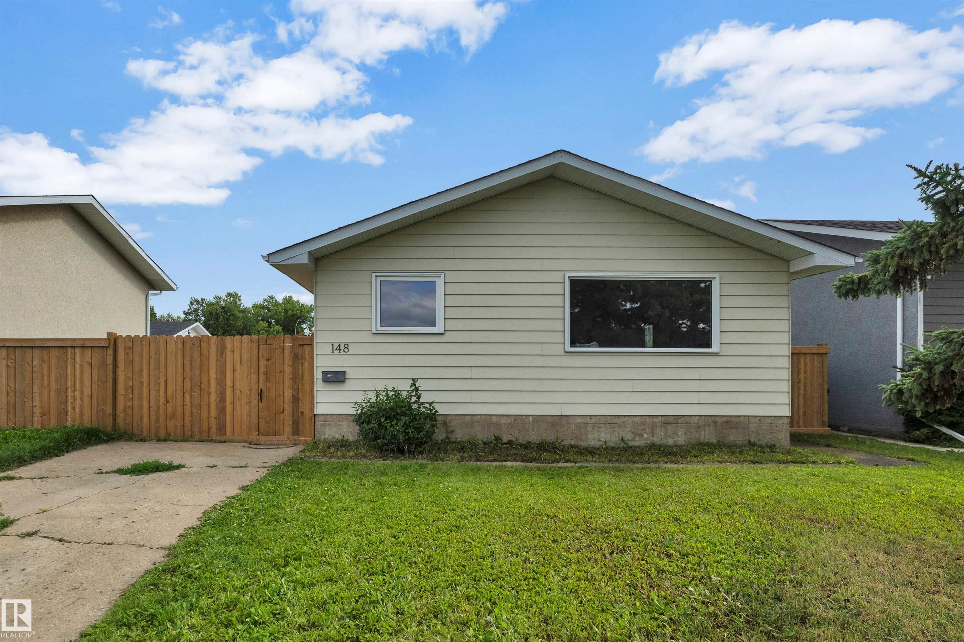 148 CORINTHIA Drive, E4505977, Alberta,