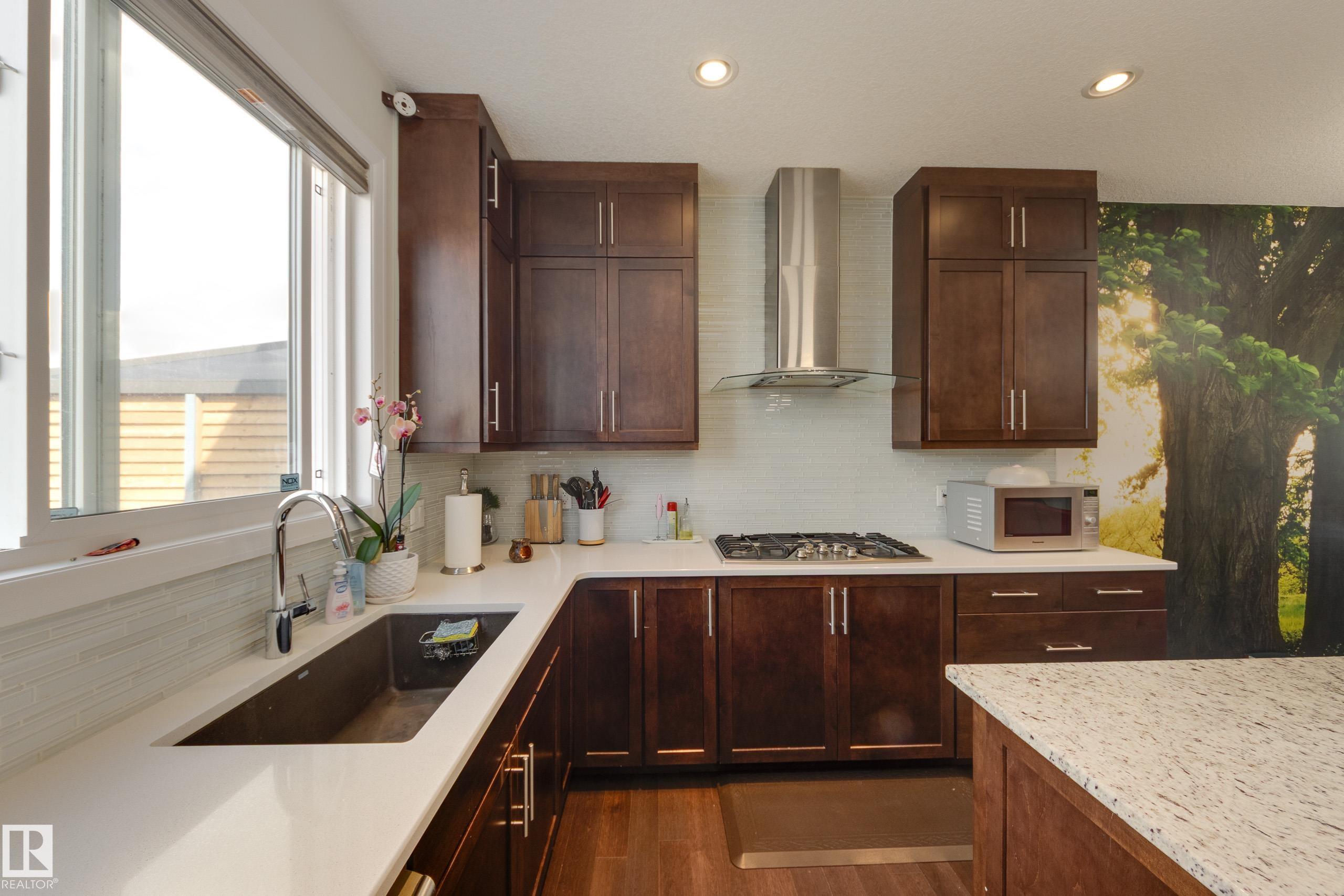 1770 DUMONT Crescent, E4506025, Alberta,