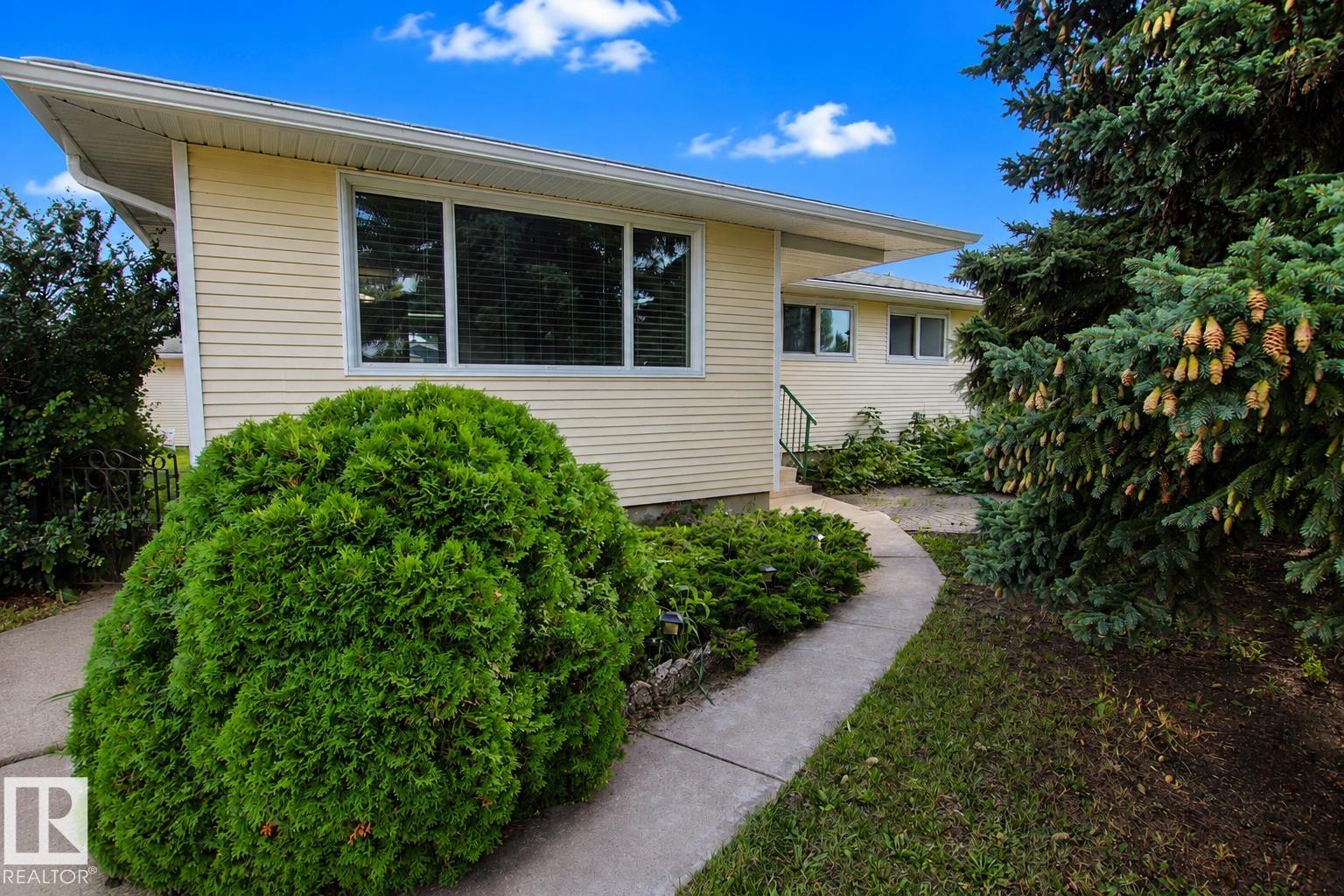 882 KNOTTWOOD Road S, E4506107, Alberta,